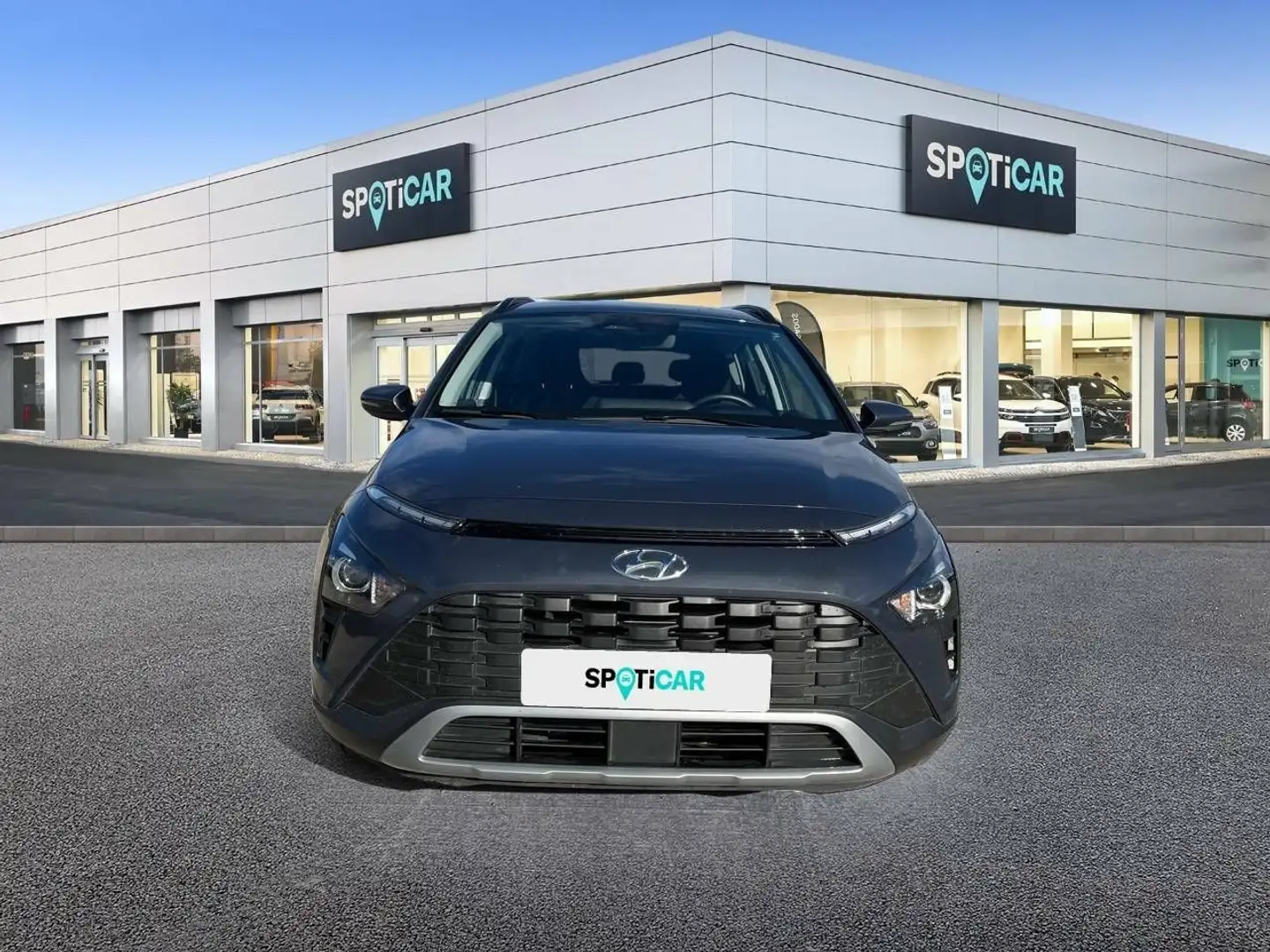 Hyundai BAYON 1.2 MPI Maxx Gris - 2