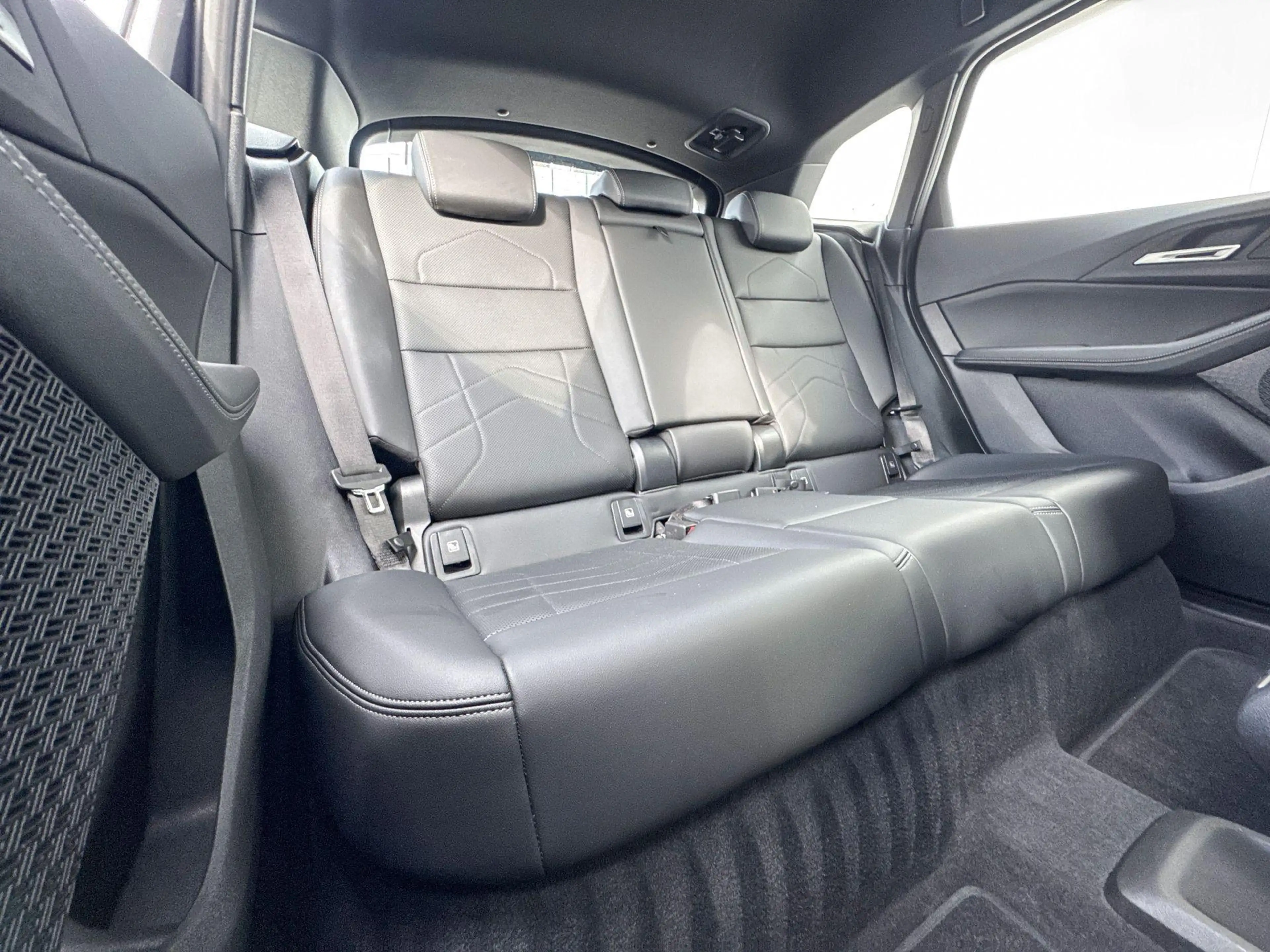 BMW 230 2 Serie Active Tourer 230e xDrive — photo 7