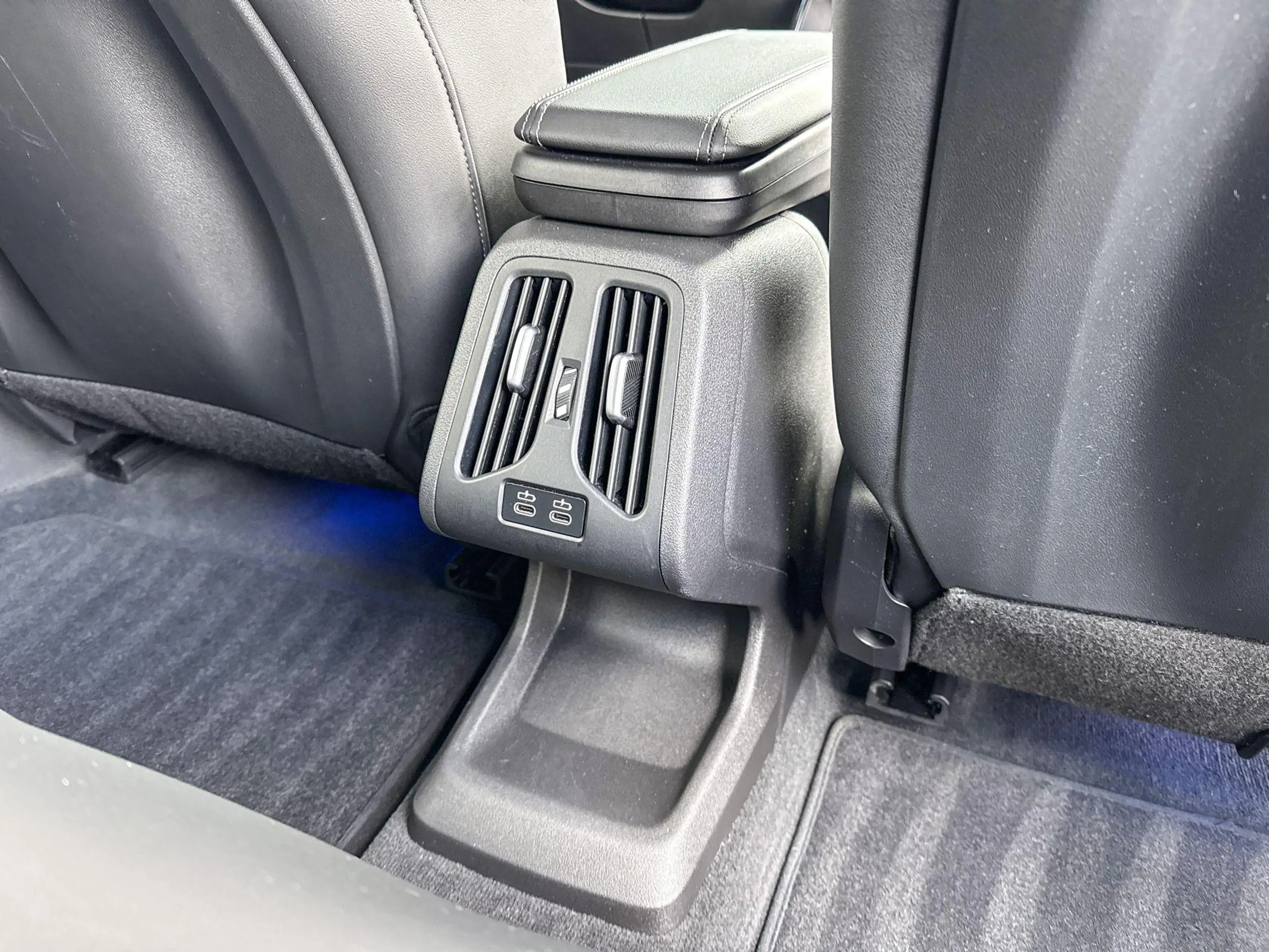 BMW 230 2 Serie Active Tourer 230e xDrive — photo 9