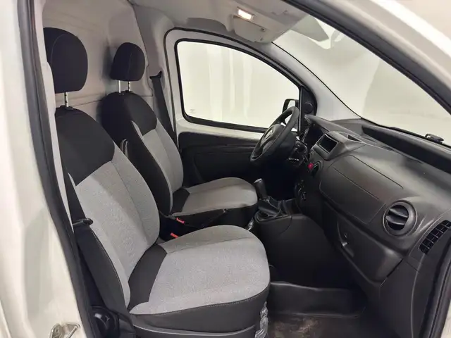 Fiat Fiorino view 3