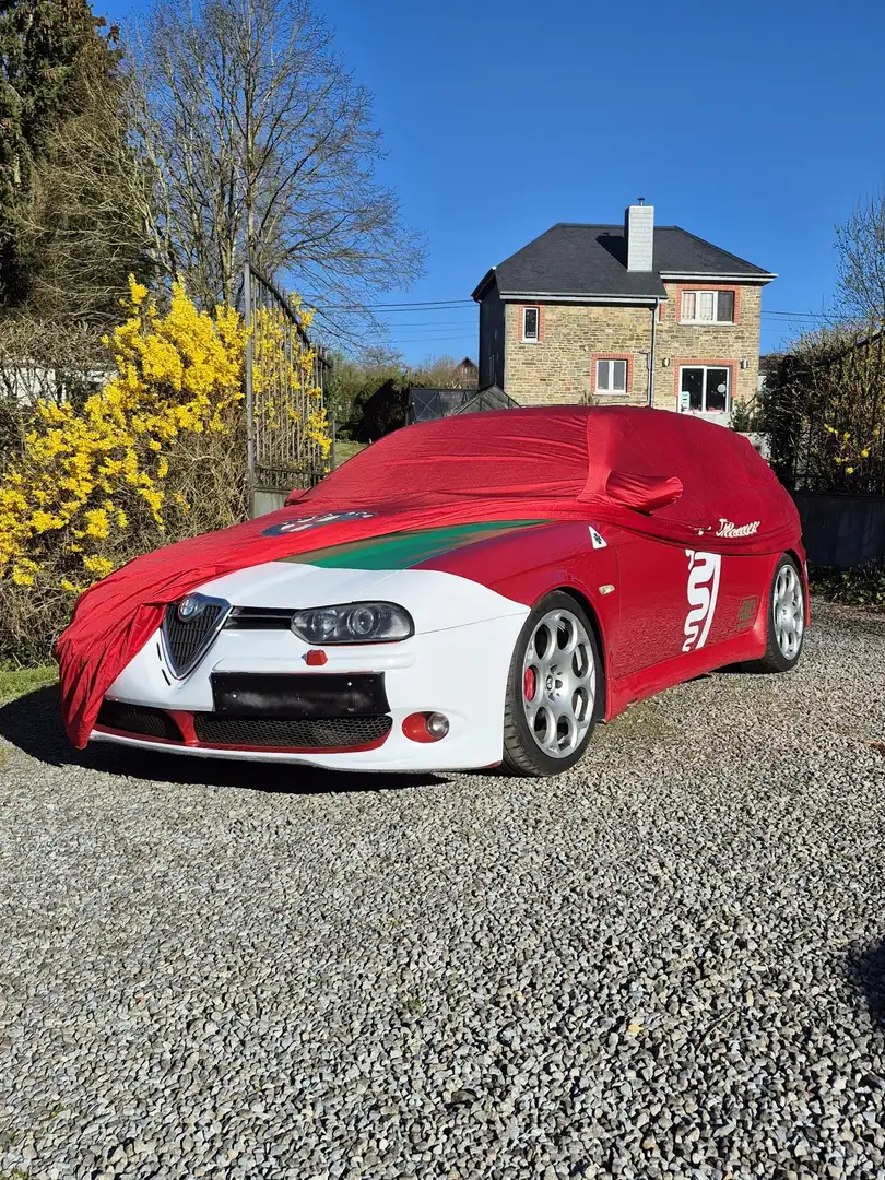 Alfa Romeo 156 3.2i V6 - 1