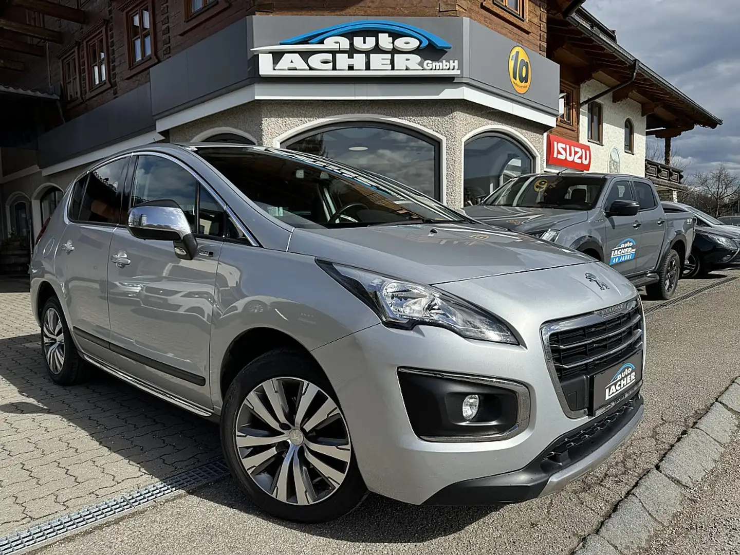 Peugeot 3008 1,6 BlueHDi 120 S&S Style Zilver - 1