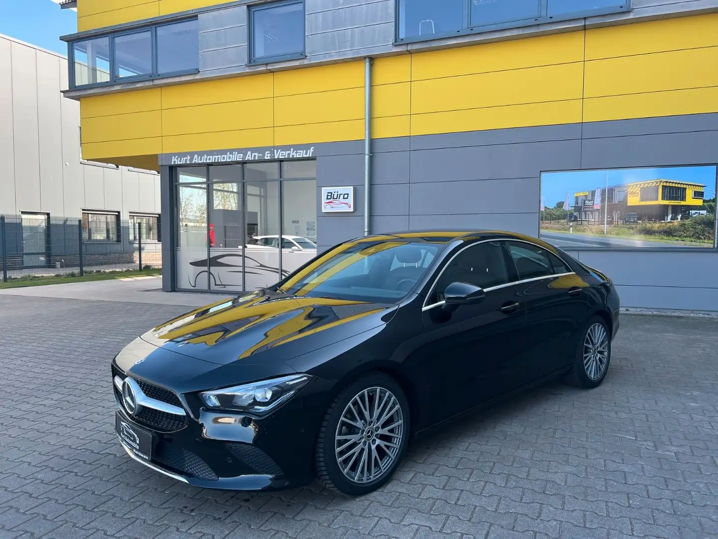 Mercedes-Benz CLA 200 LEDER/NAVI/LED/SHZ/KAMERA* Noir - 1
