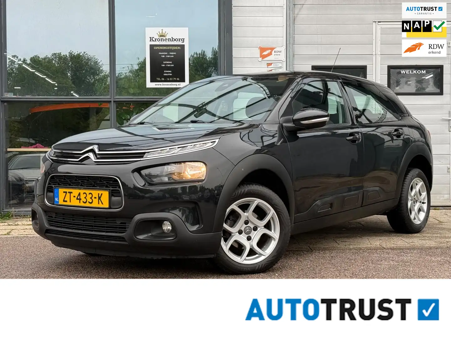 Citroen C4 Cactus 1.2 PureTech Business, CARPLAY, NAP, CRUISECR Zwart - 1