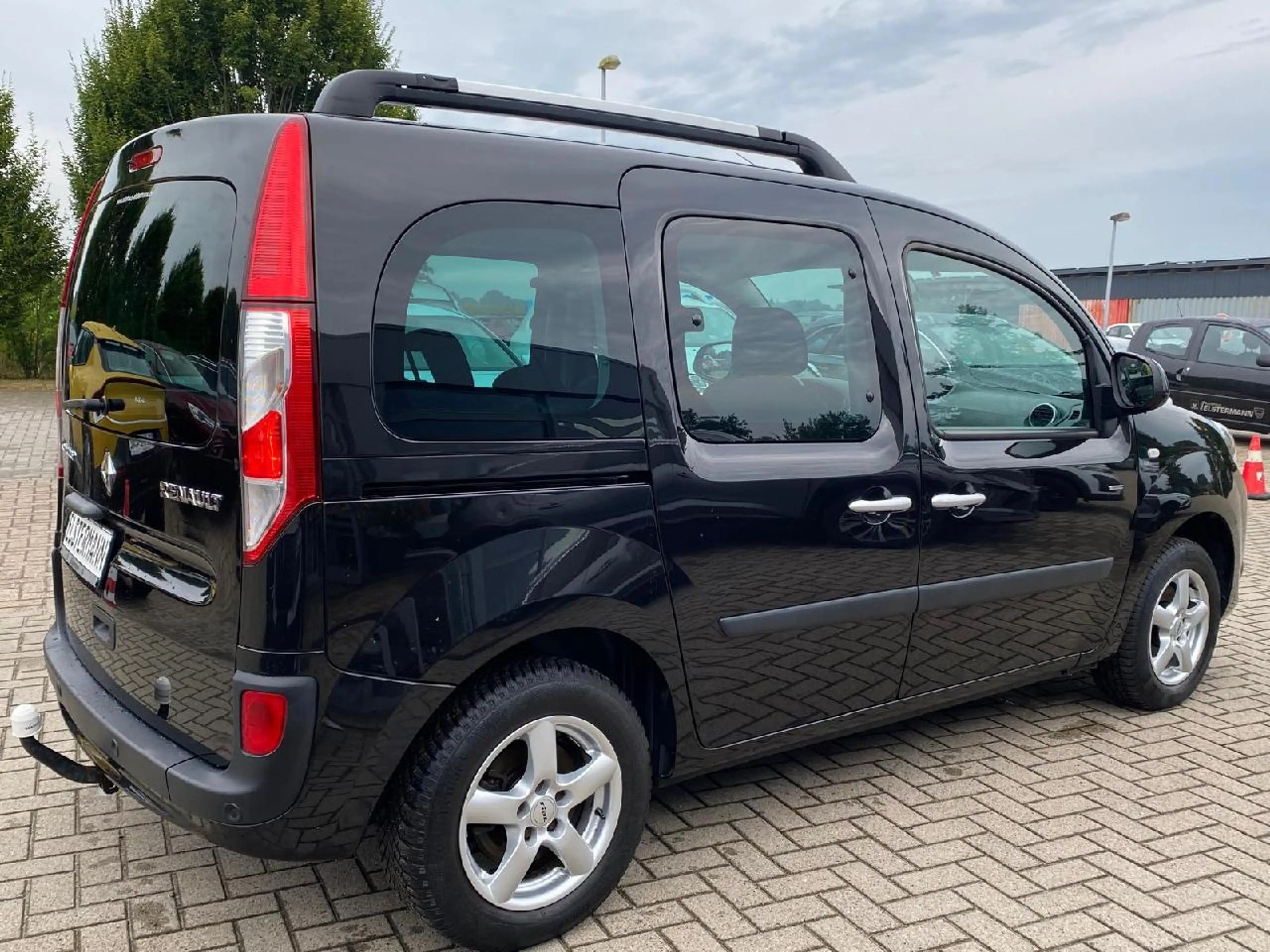 Renault Kangoo TCe 115 Limited AHK*CD*MP3*PDC*Bluetooth — photo 5