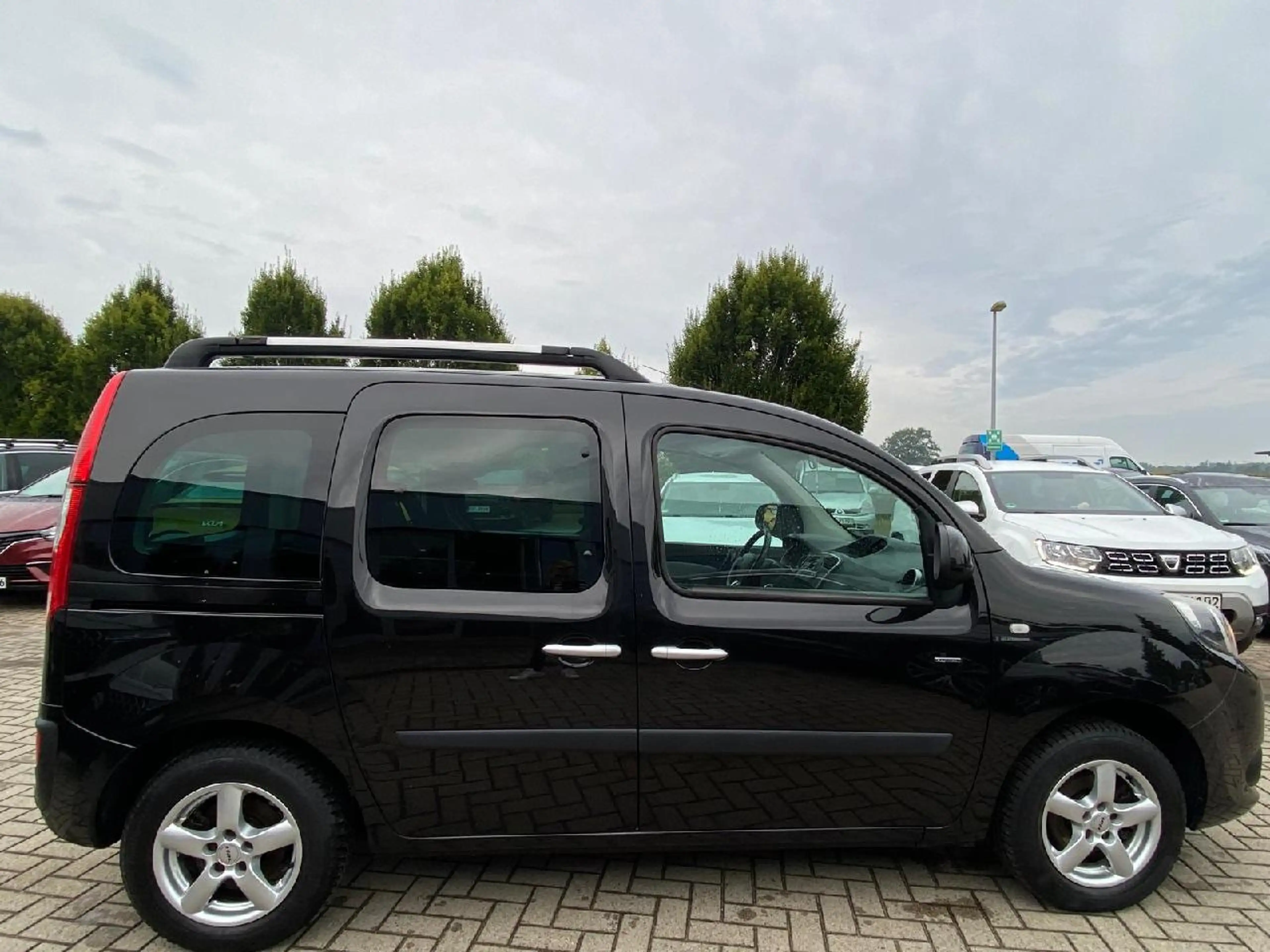 Renault Kangoo TCe 115 Limited AHK*CD*MP3*PDC*Bluetooth — photo 4
