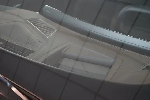 Audi Q5 view 11