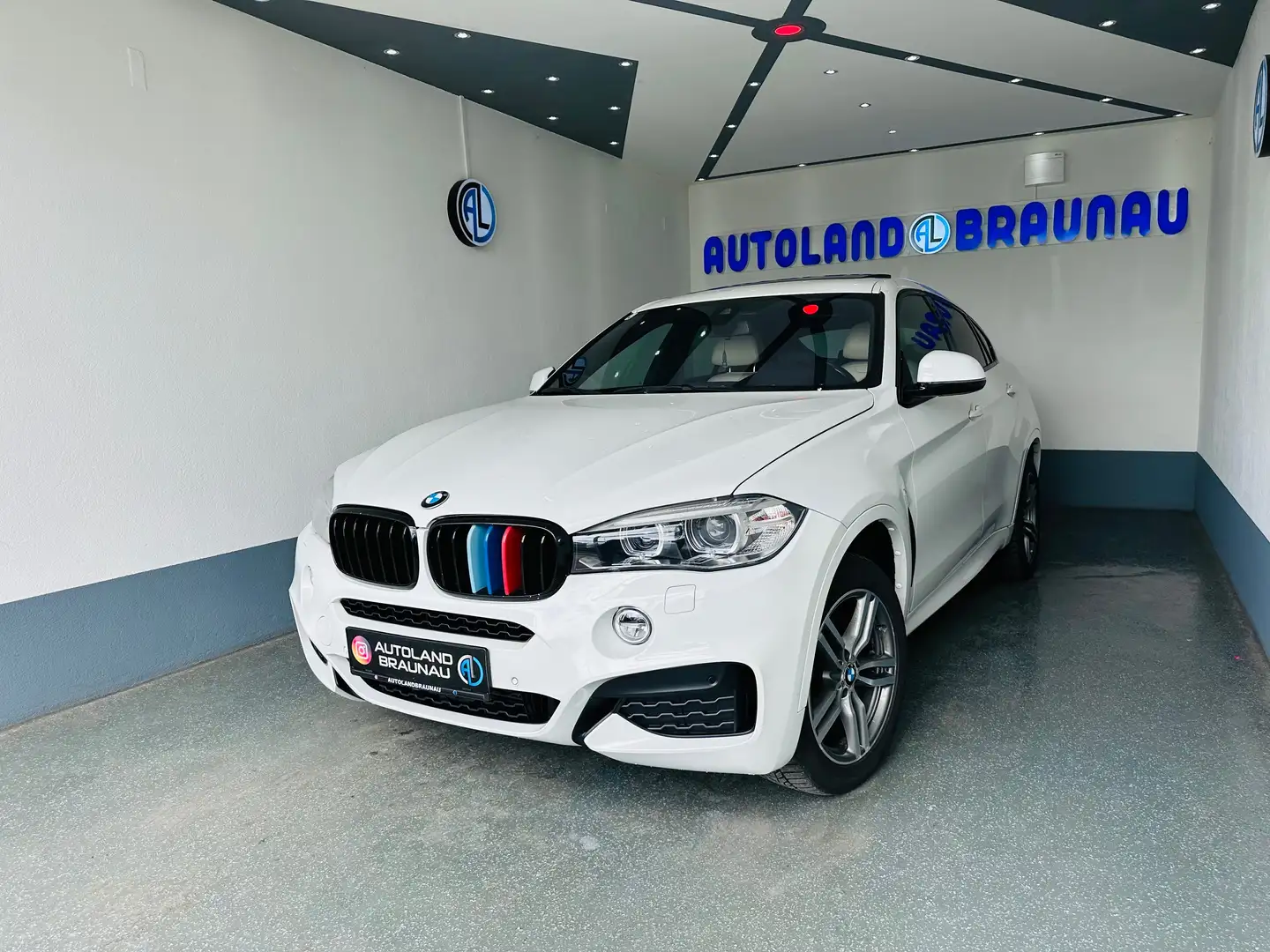 BMW X6 xDrive30d Sport Activity Coupé Aut. Weiß - 2