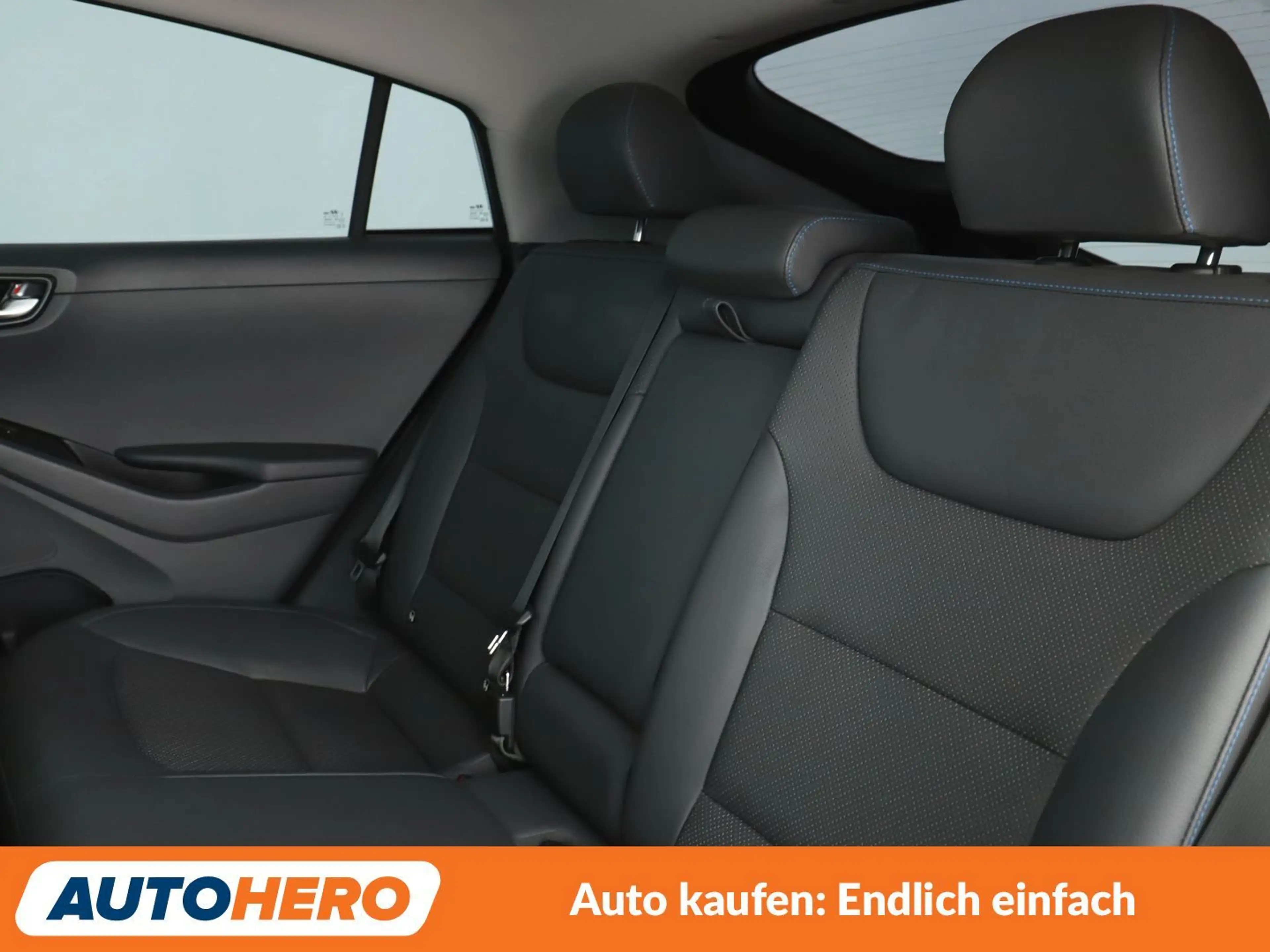 Hyundai IONIQ 1.6 Hybrid Premium Aut.*NAVI*BI-XENON*ACC*CAM*PDC* — photo 14