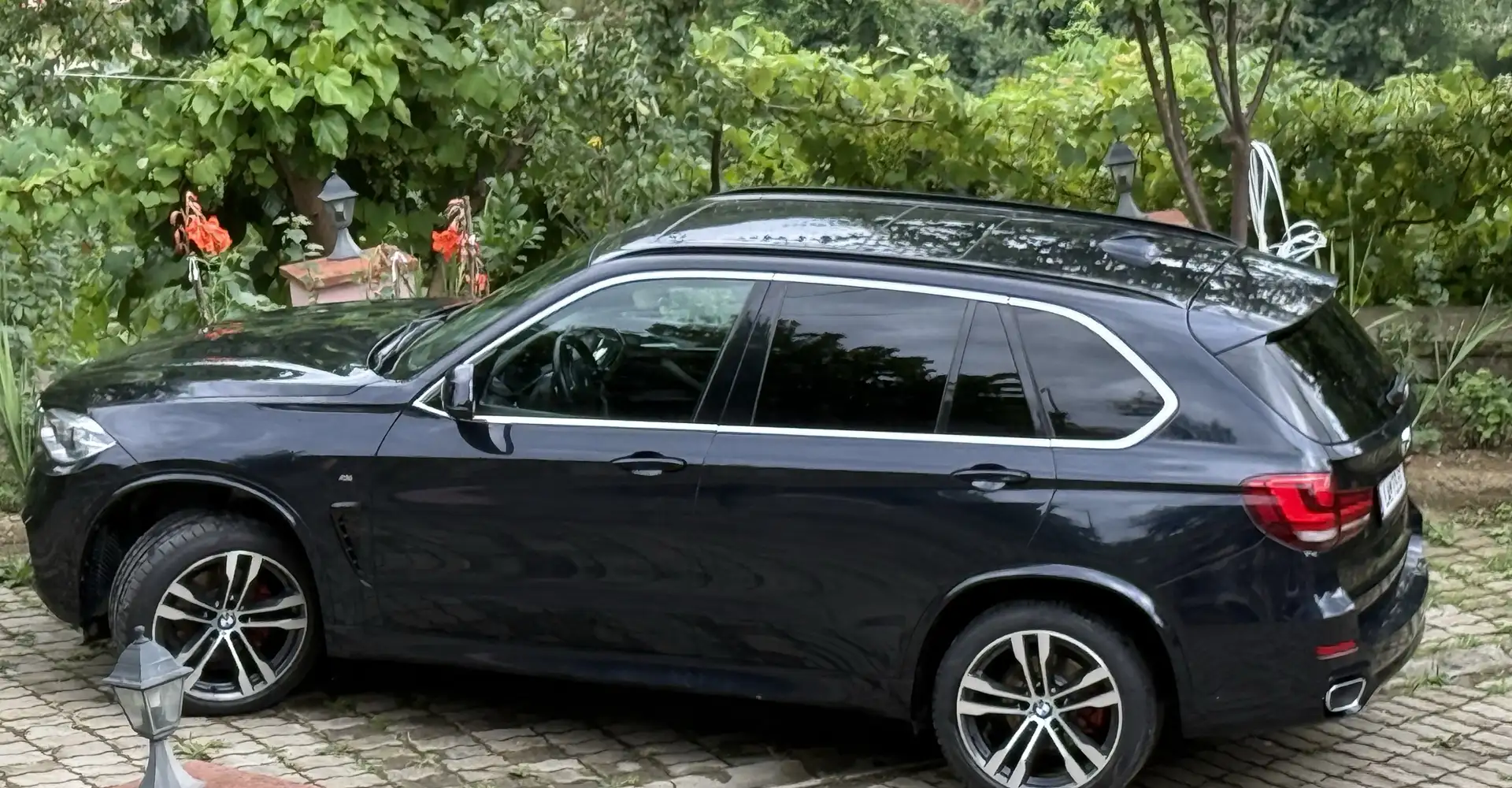 BMW X5 xDrive30d Sport-Aut. - 1