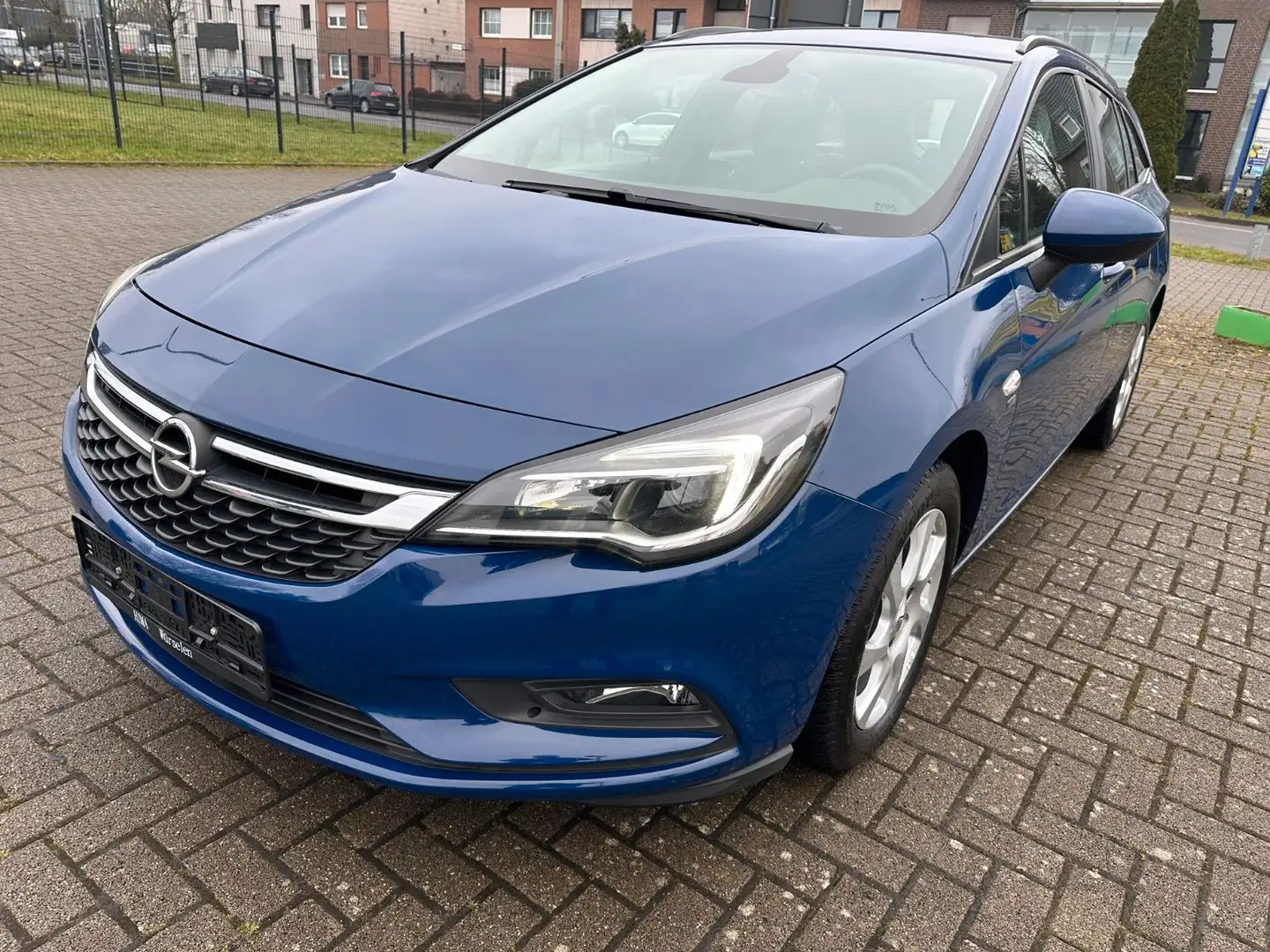 Opel Astra K Sports Tourer Basis Start/Stop Blauw - 1