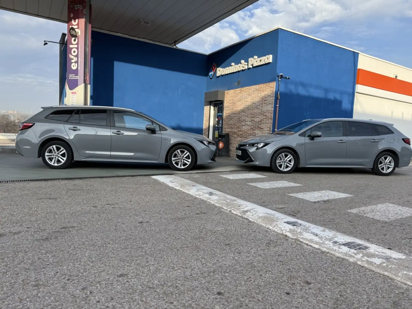 Toyota Corolla Touring Sports 125H Active Tech Grigio - 2