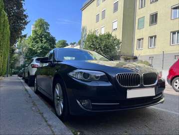 F10 Limousine