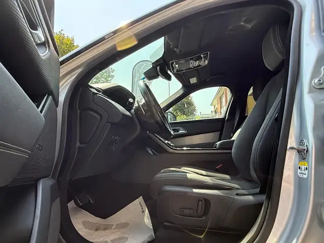 Land Rover Range Rover Velar view 12