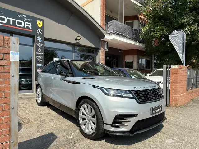 Land Rover Range Rover Velar view 5