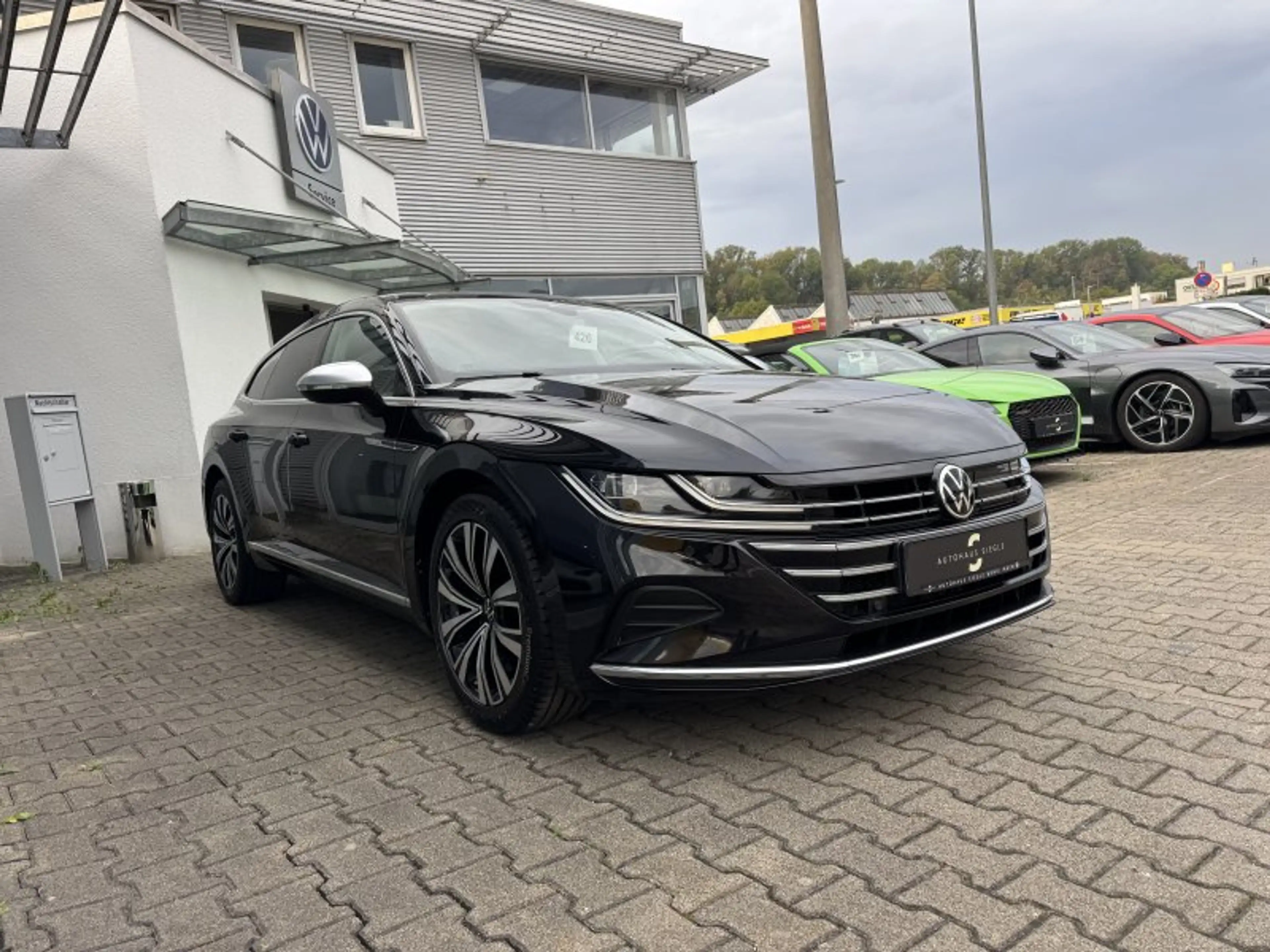 Volkswagen Arteon Shooting Brake 1.4 TSI eHyb Elegance Pano Navi LED — photo 3