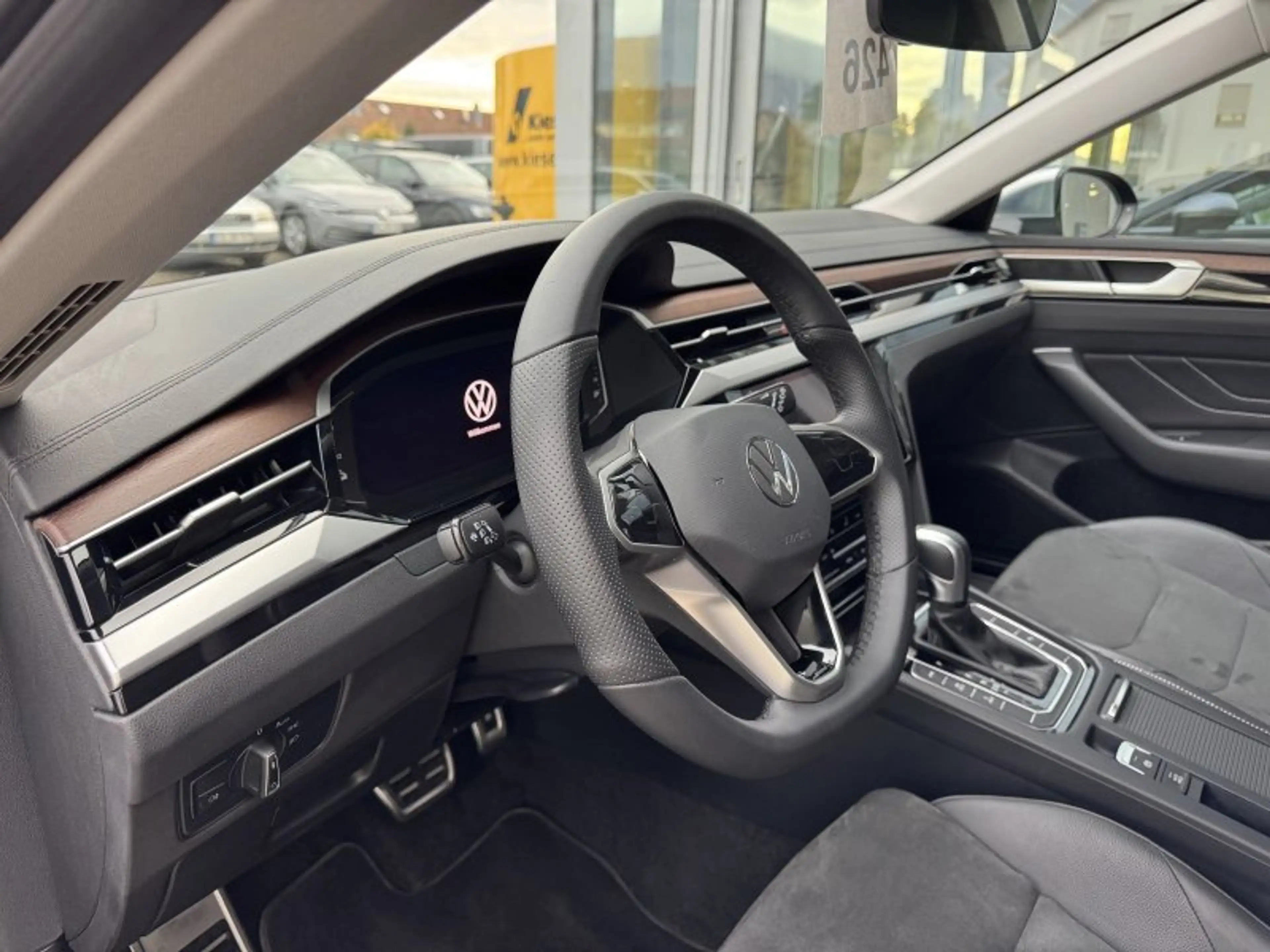 Volkswagen Arteon Shooting Brake 1.4 TSI eHyb Elegance Pano Navi LED — photo 13