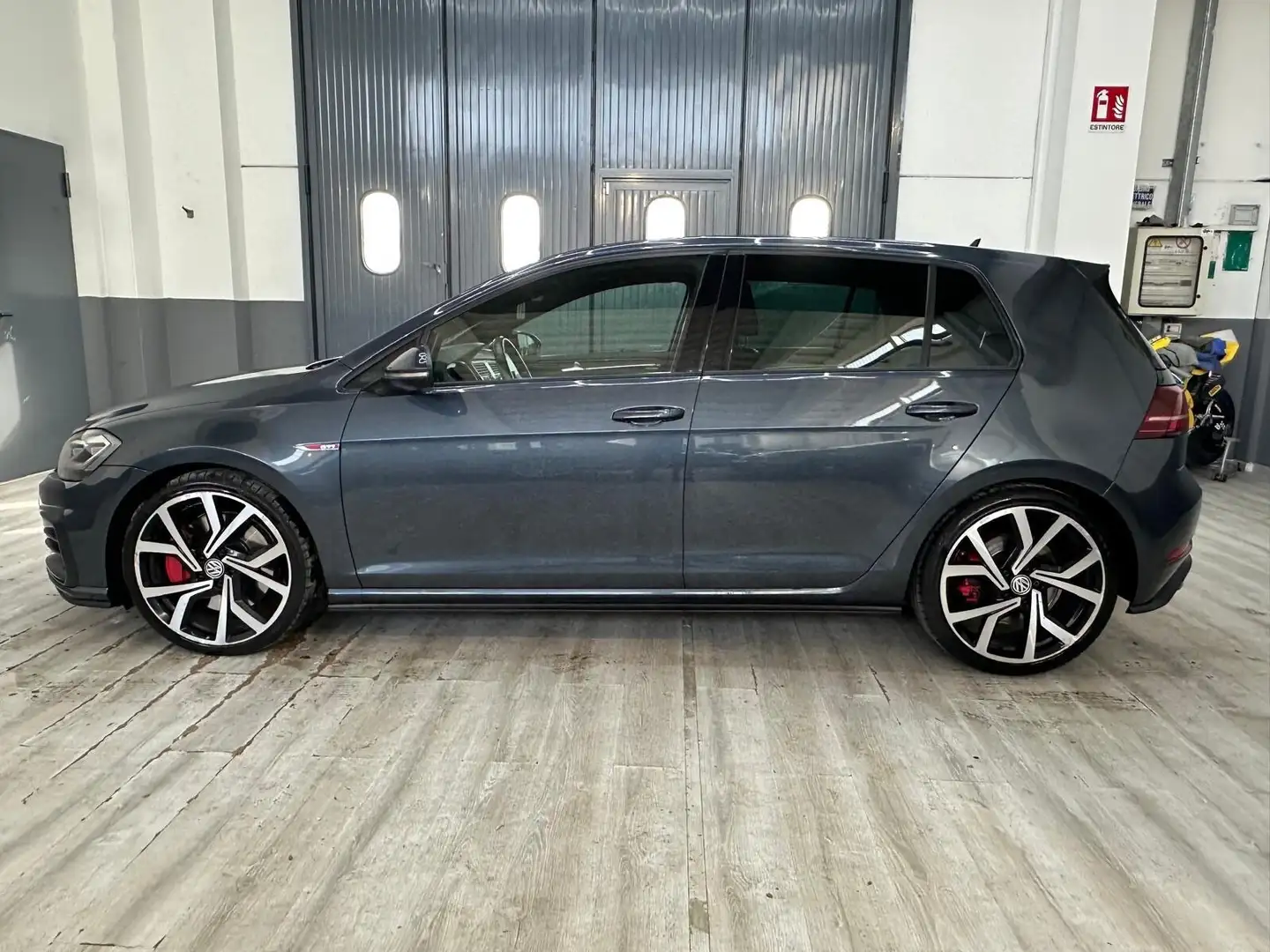 Volkswagen Golf GTI Golf GTI Performance 2.0 245 CV TSI DSG 5p. BMT Grau - 2