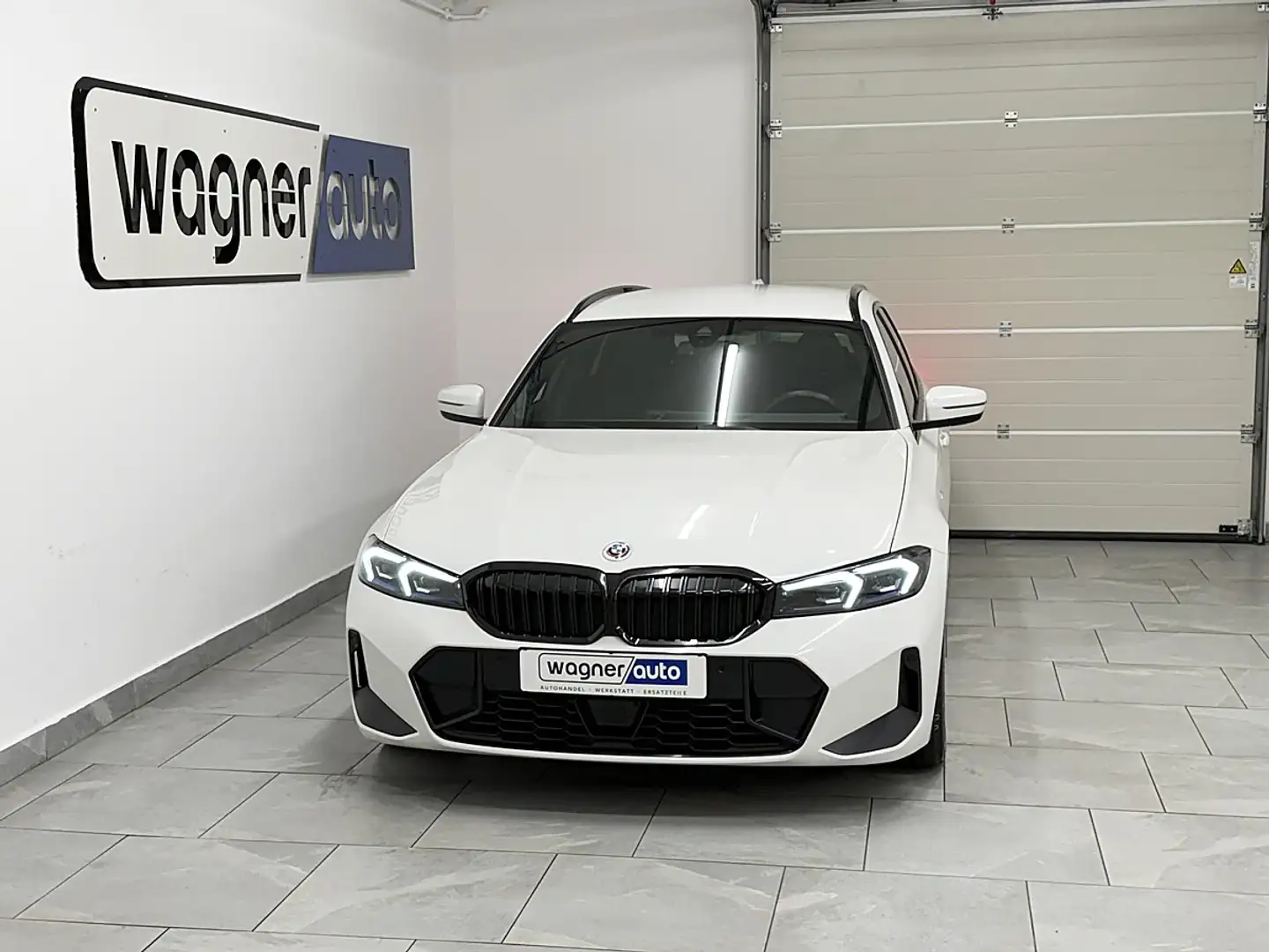 BMW 330 d 48 V xDrive Touring M-Sport Aut.LCI/LED/ACC/W... Weiß - 1