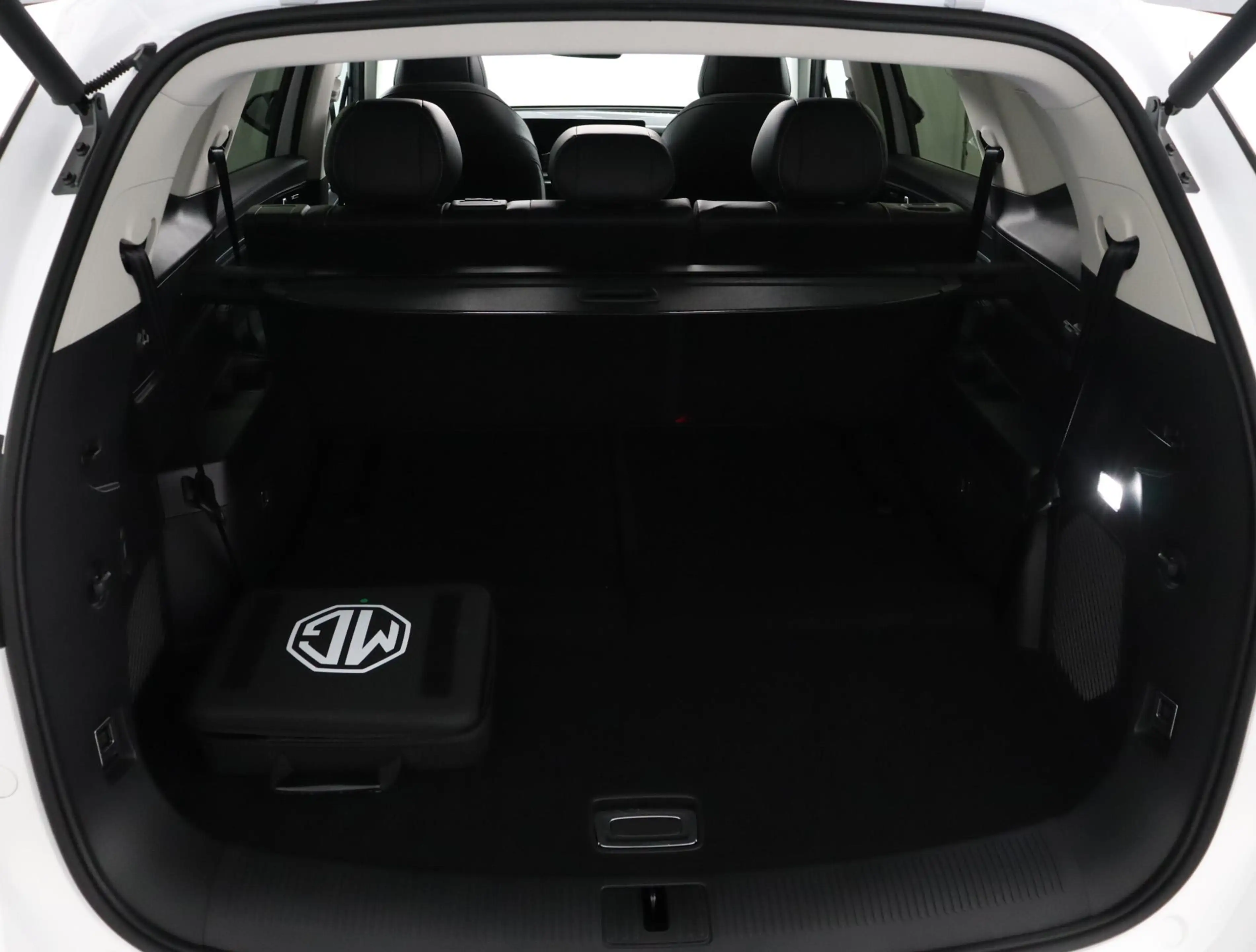 MG MGS9 1.5 Premium Plug-in Hybrid Panorama Schuifdak | El — photo 7