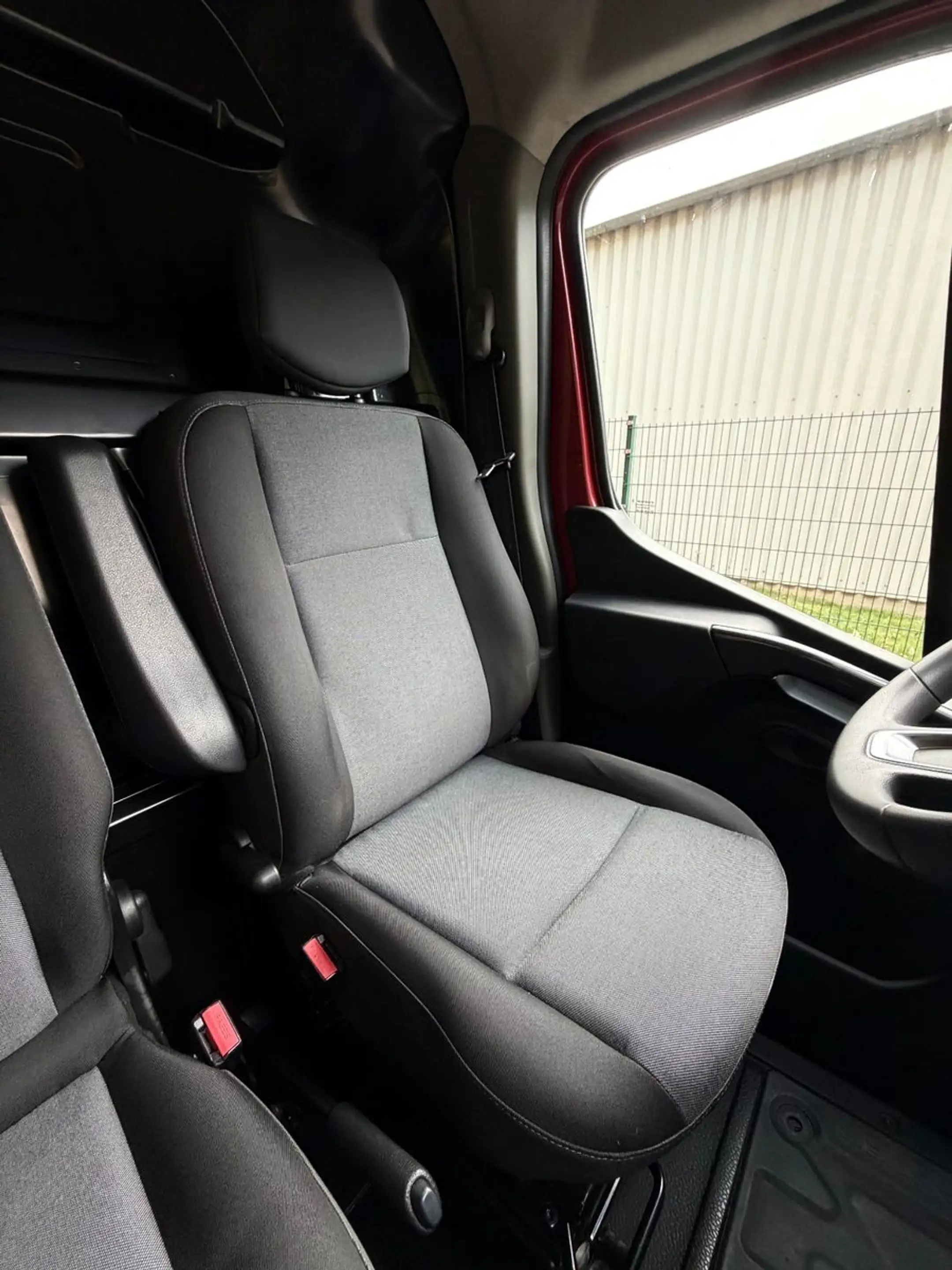 Renault Master III Kasten L2H2 3,5t Klima Navi MwSt — photo 14