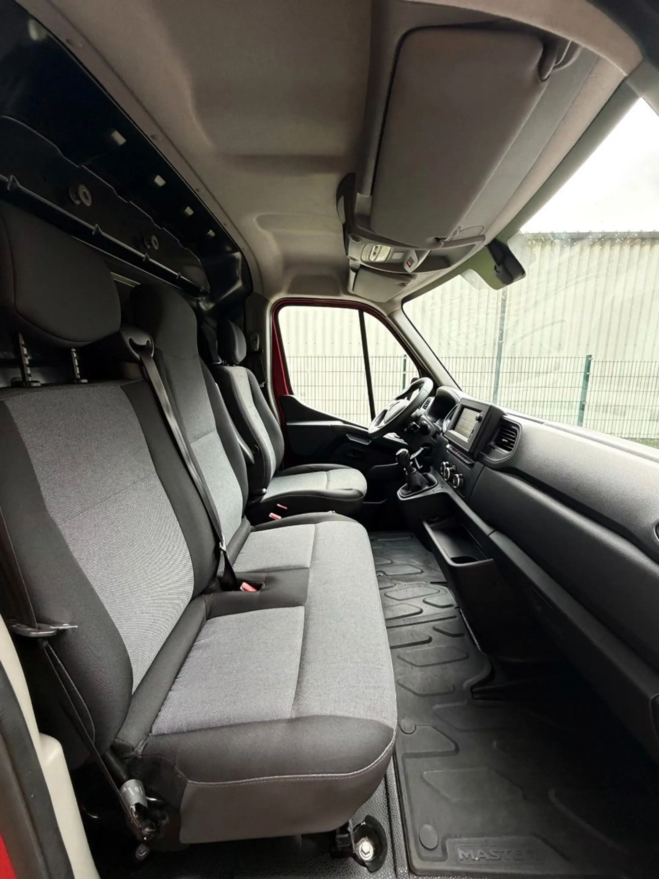 Renault Master III Kasten L2H2 3,5t Klima Navi MwSt — photo 11