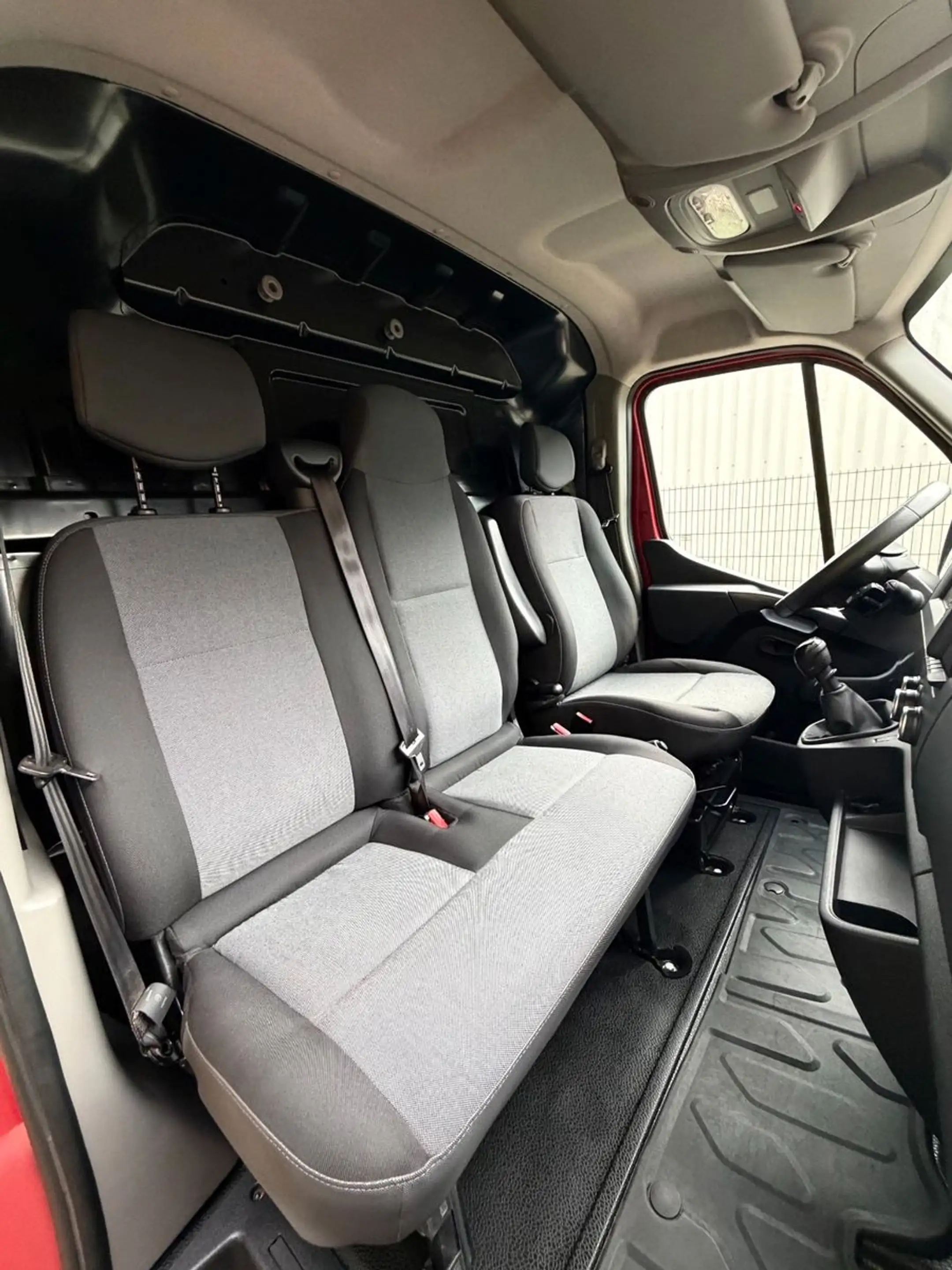 Renault Master III Kasten L2H2 3,5t Klima Navi MwSt — photo 12