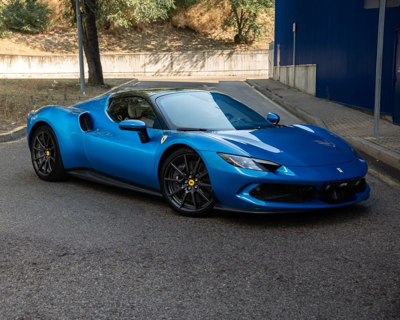 Ferrari 296 GTS Azul - 1
