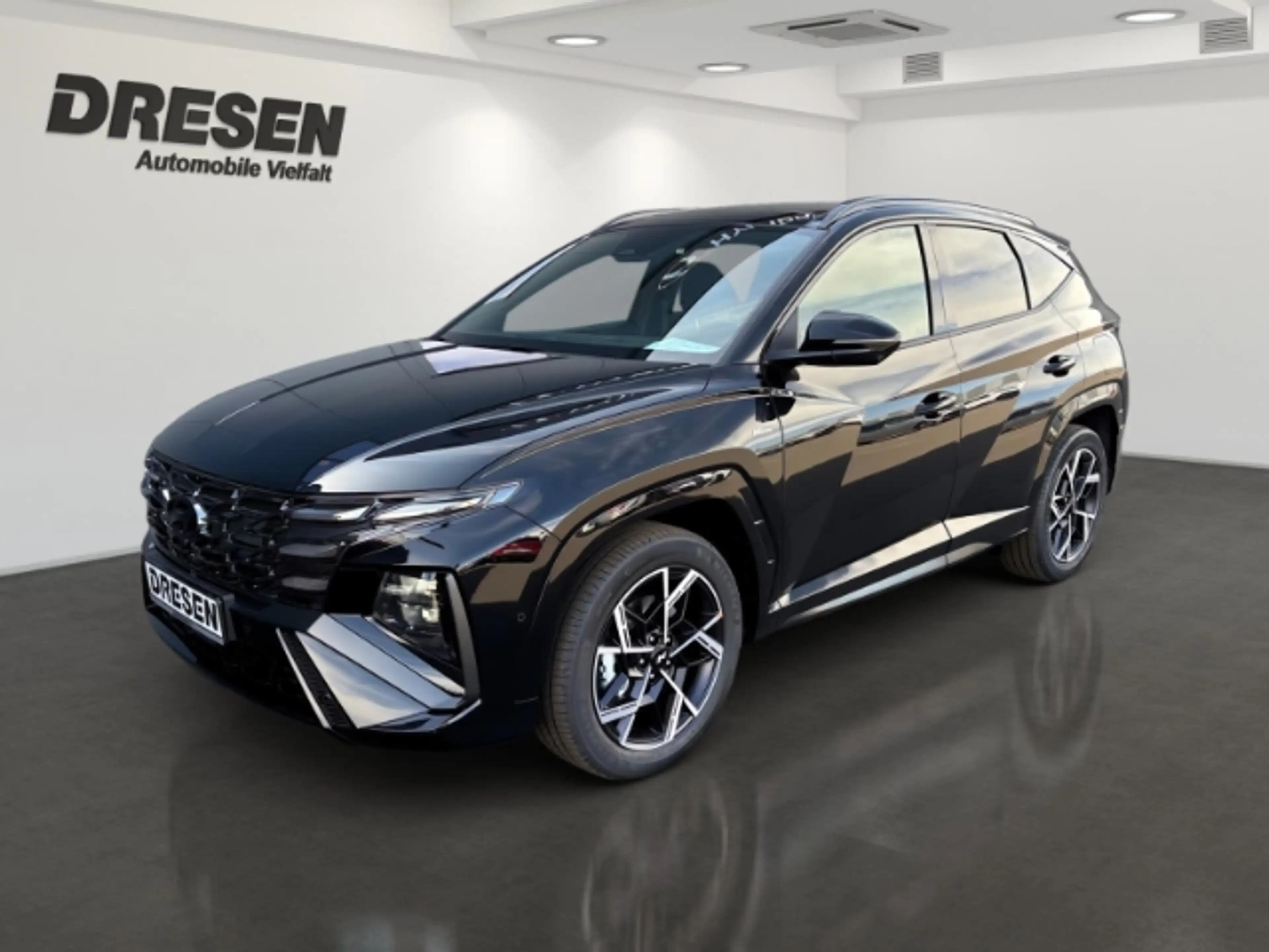 Hyundai TUCSON Line X FL (MY27) 1.6 T-GDI  7-DCT 2WD 360KAMERA, P