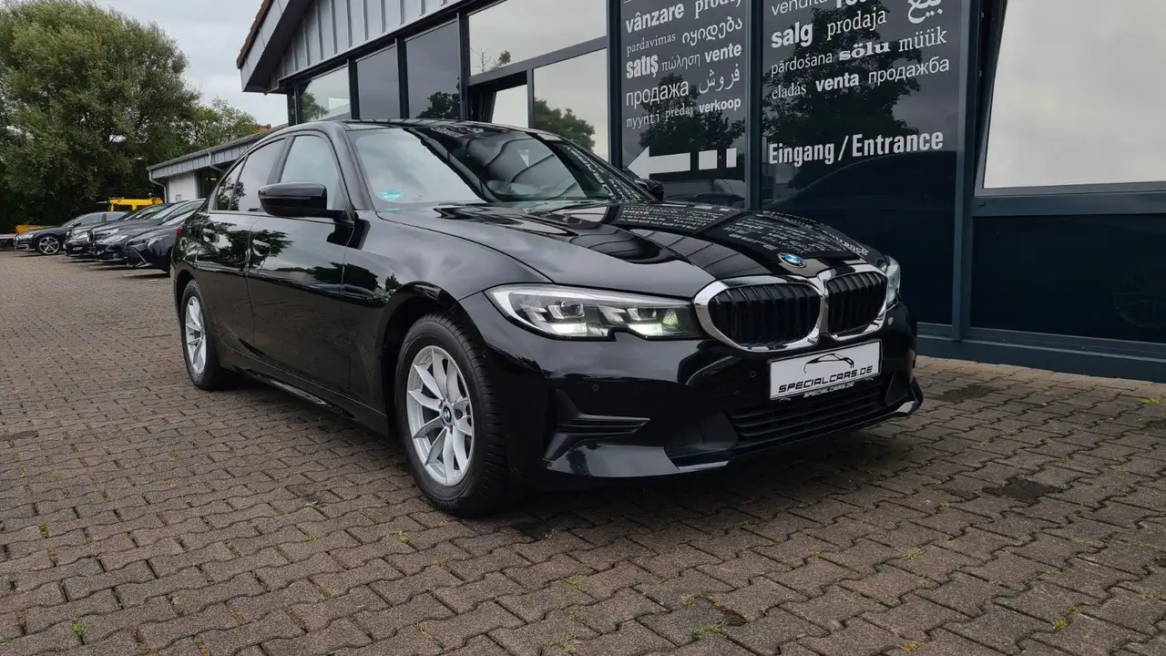 BMW 320