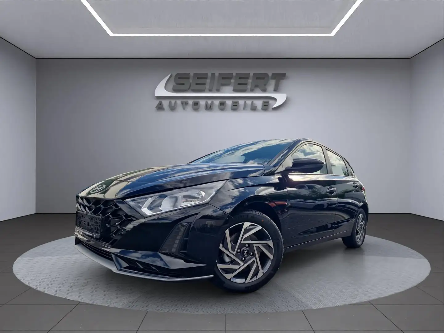 Hyundai i20 I TREND inkl. Komfort-Paket I NAVI I RFK I SHZ I Schwarz - 1