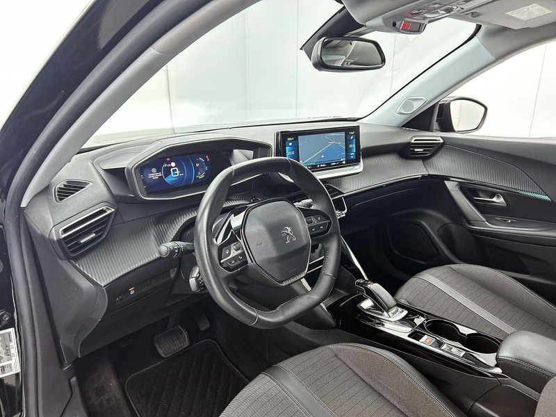 Peugeot e-2008 EV Allure Pack 50 kWh | Apple Carplay/Android Auto — photo 10