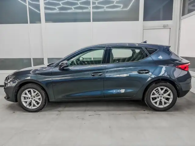 Seat Leon Leon view 3