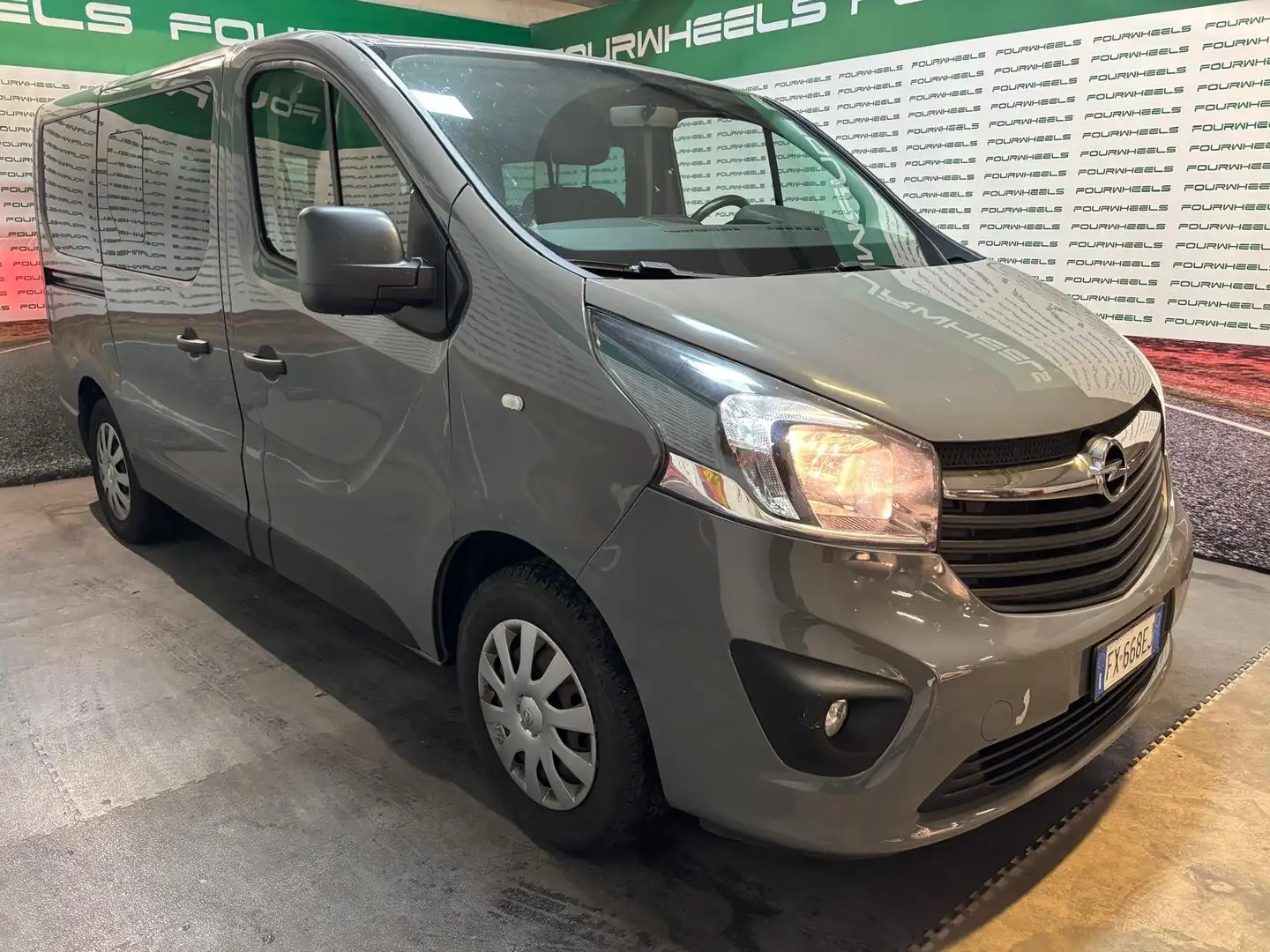Opel Vivaro Vivaro 29 1.6CDTI 120S&S PC-TN Combi 9 posti Grigio - 1