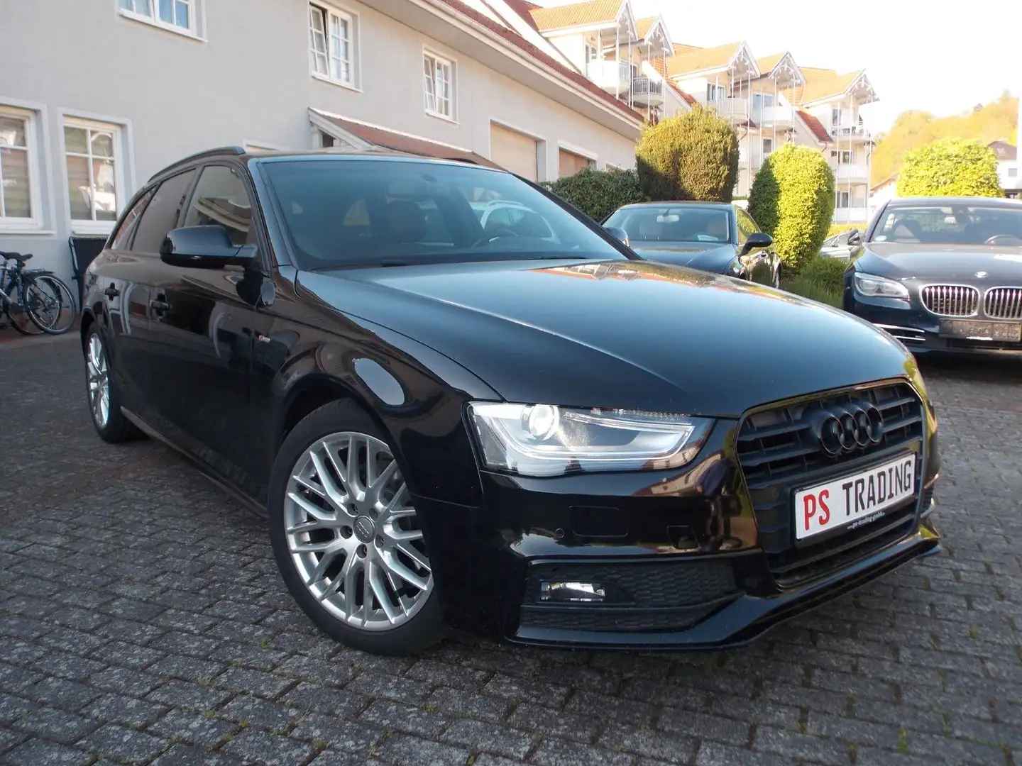 Audi A4 Avant S line Sportpaket plus NAVI/XENON/LEDER Nero - 1