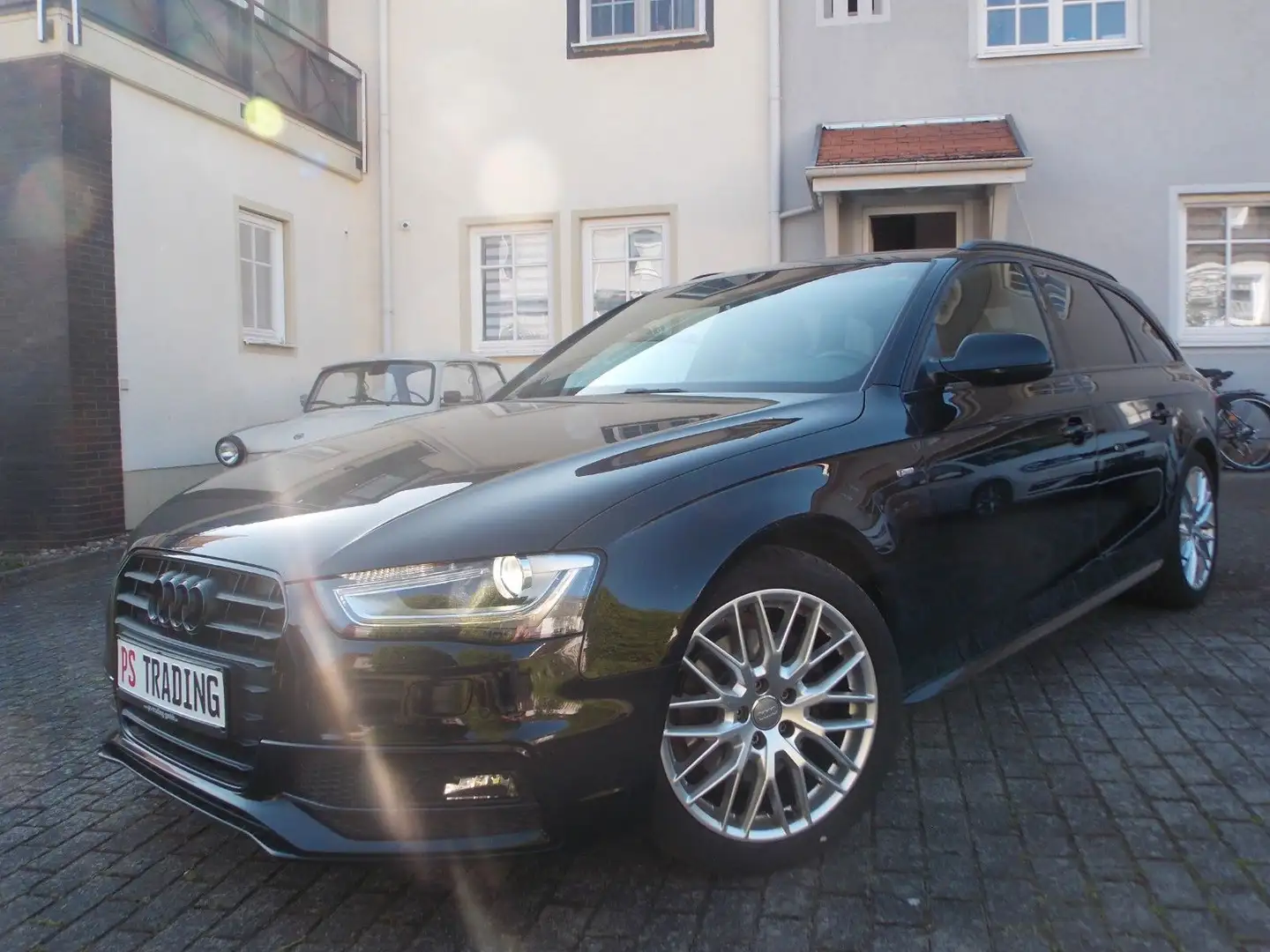 Audi A4 Avant S line Sportpaket plus NAVI/XENON/LEDER Nero - 2