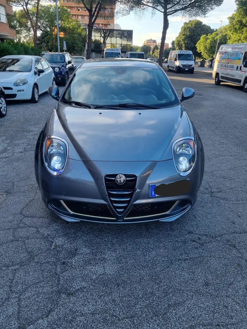 Alfa Romeo MiTo 1.6 jtdm Distinctive sport pack 120cv Šedá - 1