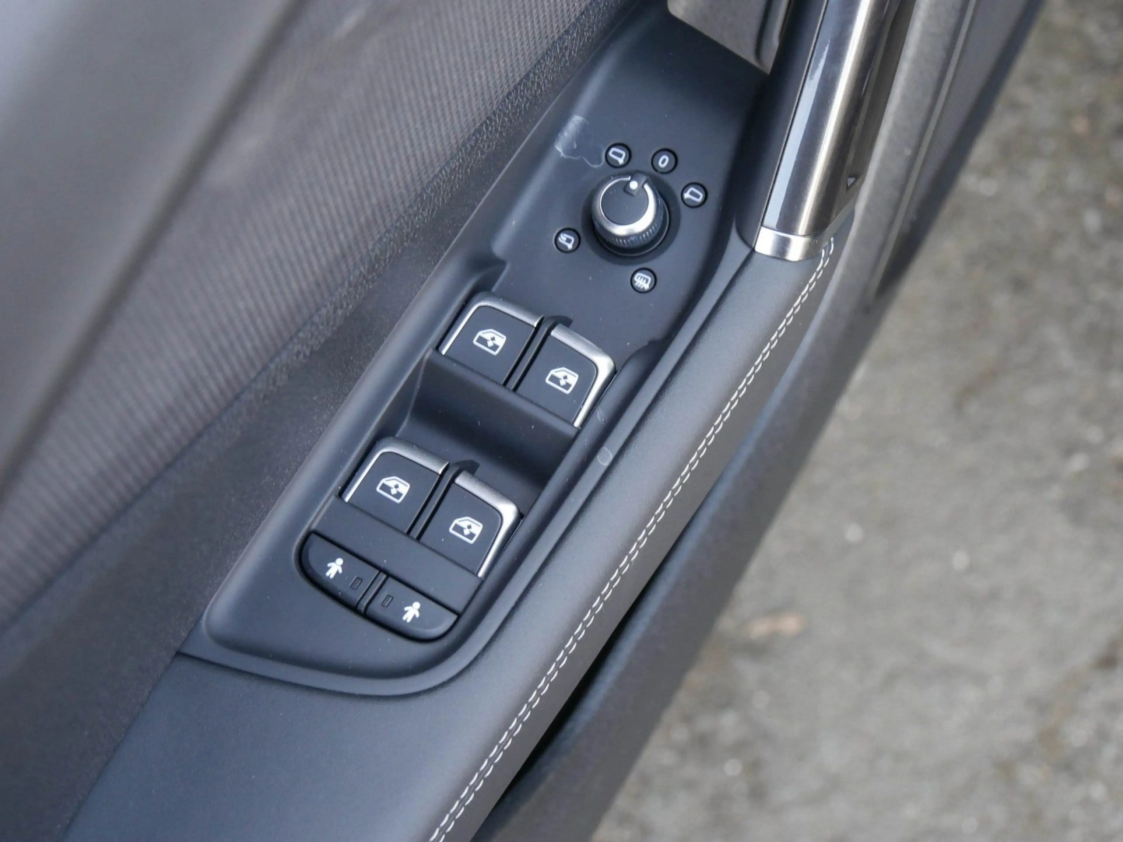 Audi SQ2 TFSI 221(300) kW(PS) S tronic — photo 15