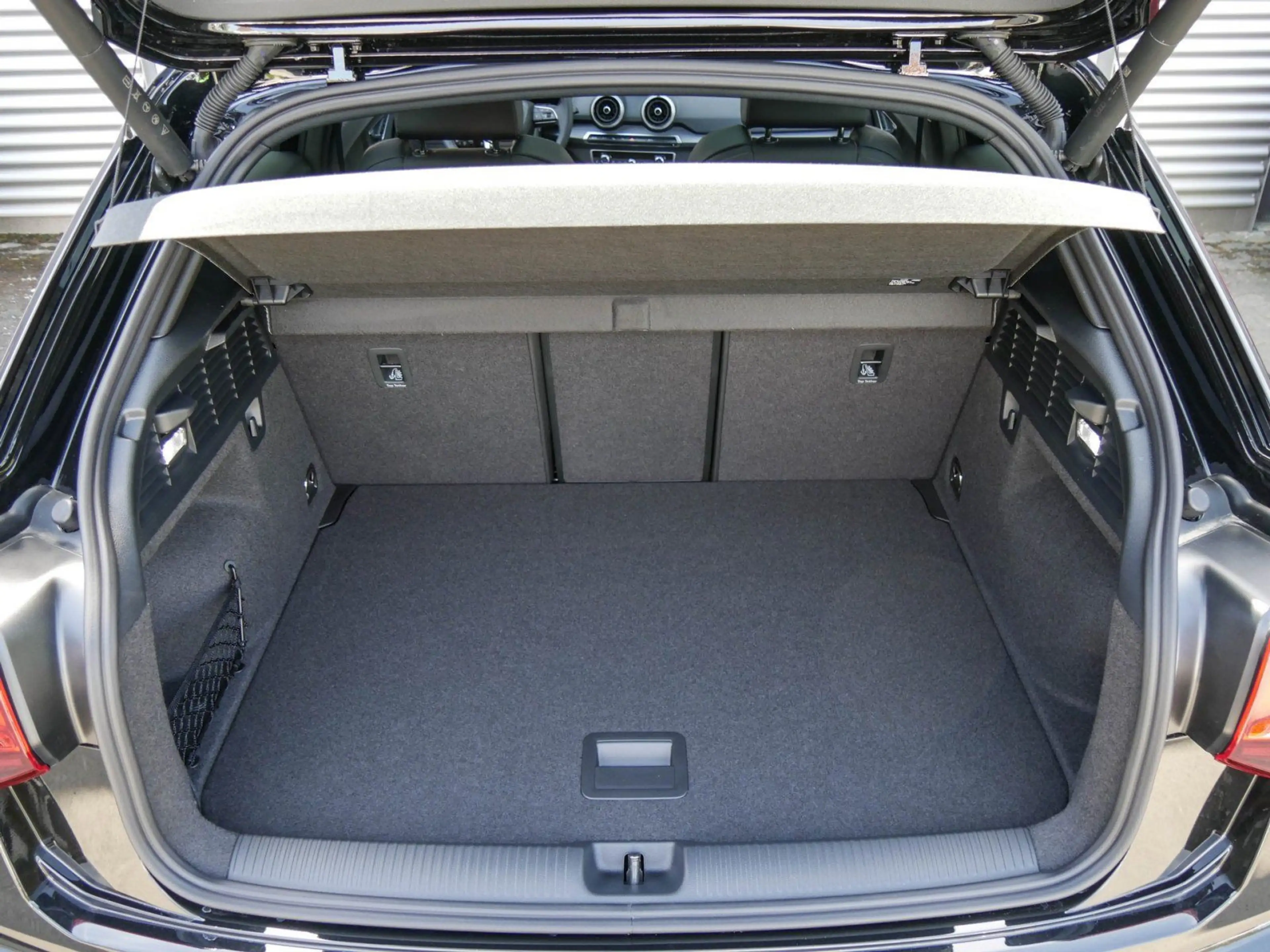 Audi SQ2 TFSI 221(300) kW(PS) S tronic — photo 14