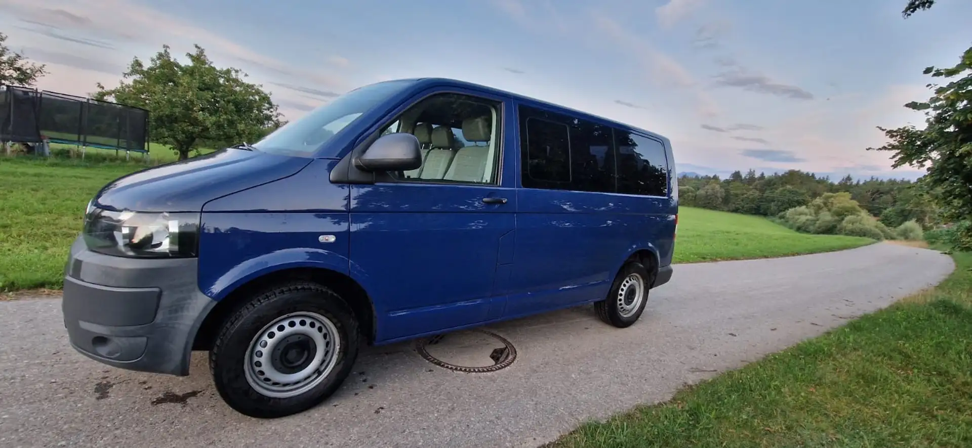 Volkswagen T5 Transporter Kombi 9 Sitzer Klima AHK 2.0TDI 140 PS Albastru - 2