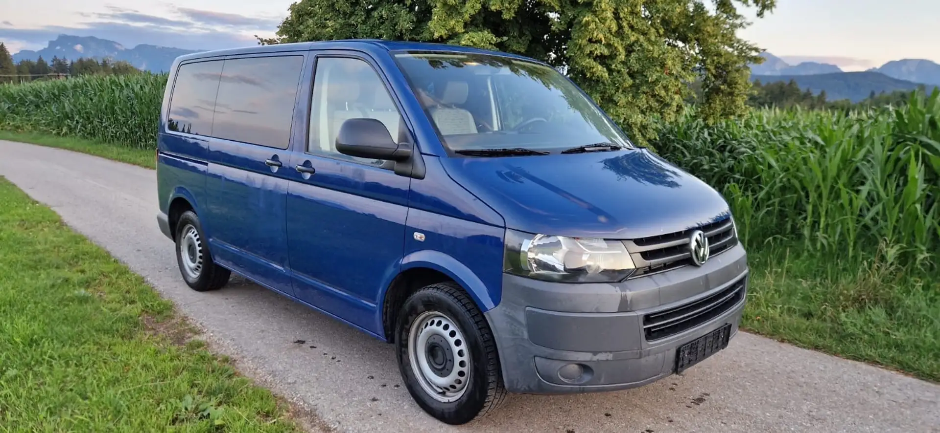 Volkswagen T5 Transporter Kombi 9 Sitzer Klima AHK 2.0TDI 140 PS Albastru - 1
