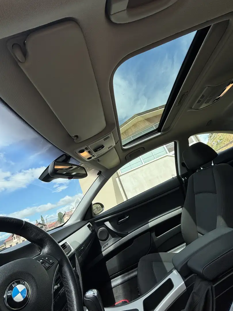 BMW 320 320i Coupé Aut. - 2