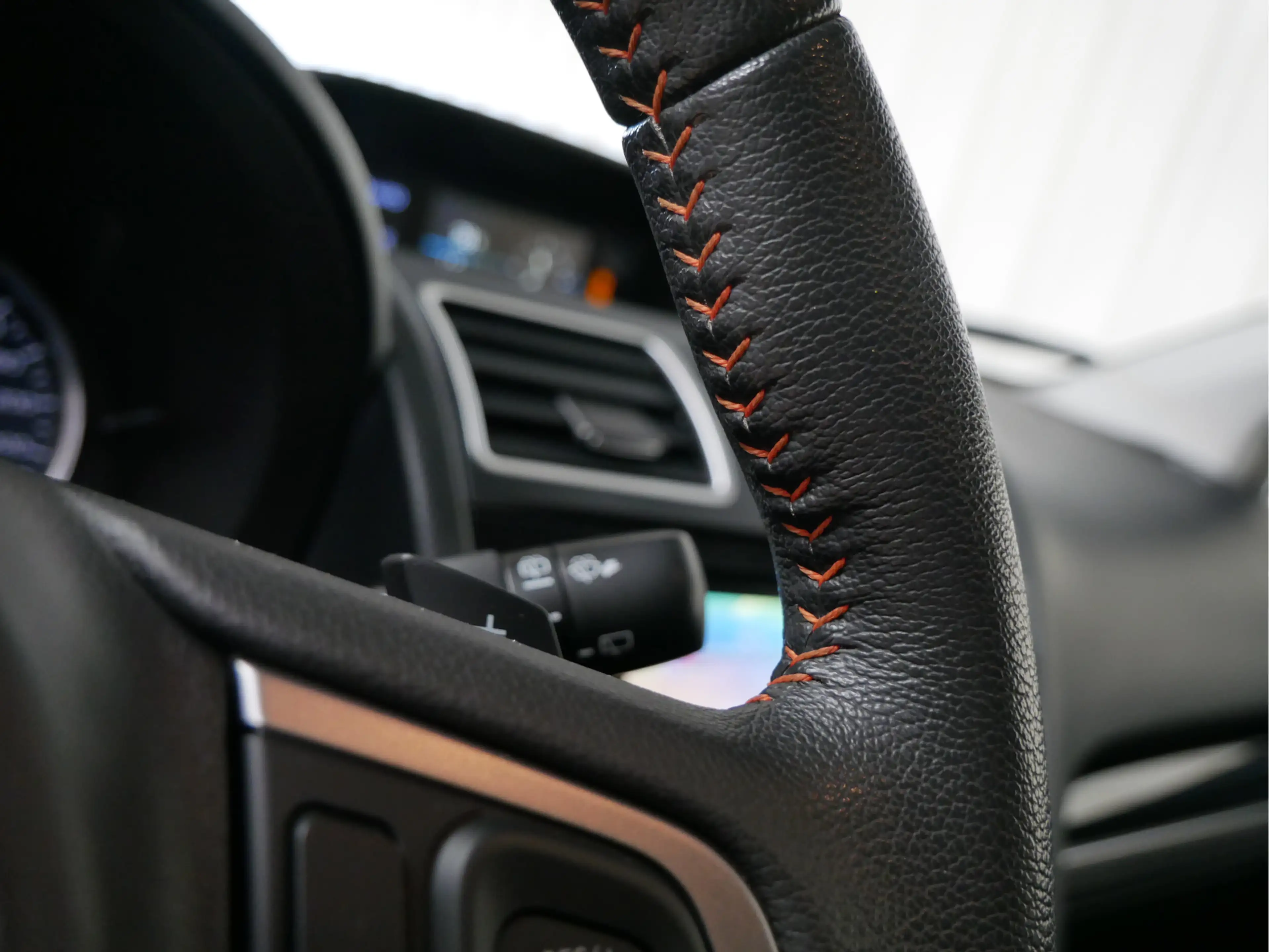 Subaru XV 2.0i Premium AWD — photo 16