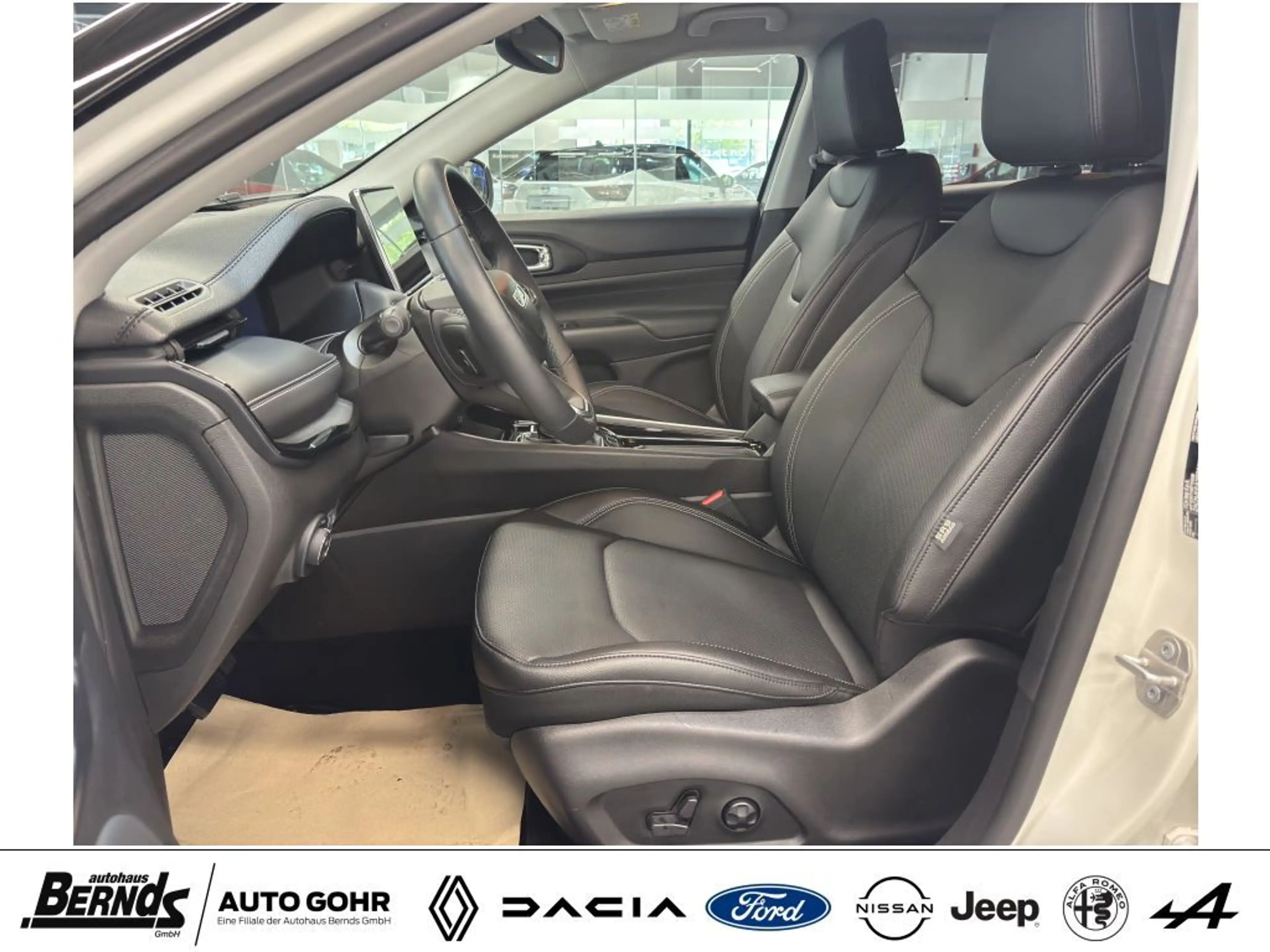 Jeep Compass 1.5 GSE T4 48V e-Hybrid Automatik S WINTER-Pkt. PD — photo 12