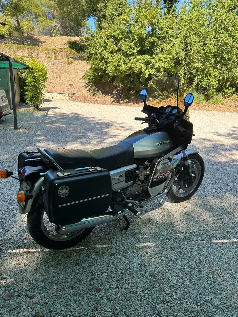 Moto Guzzi 1000 SP Argento - 2