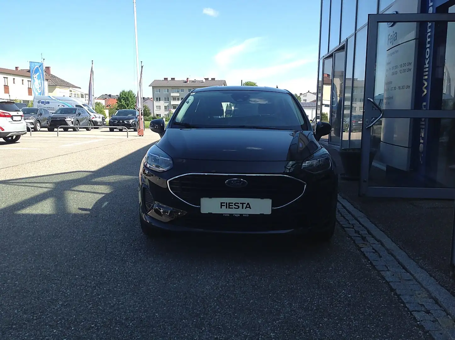 Ford Fiesta Cool & Connect 1,1 Start/Stop Schwarz - 2