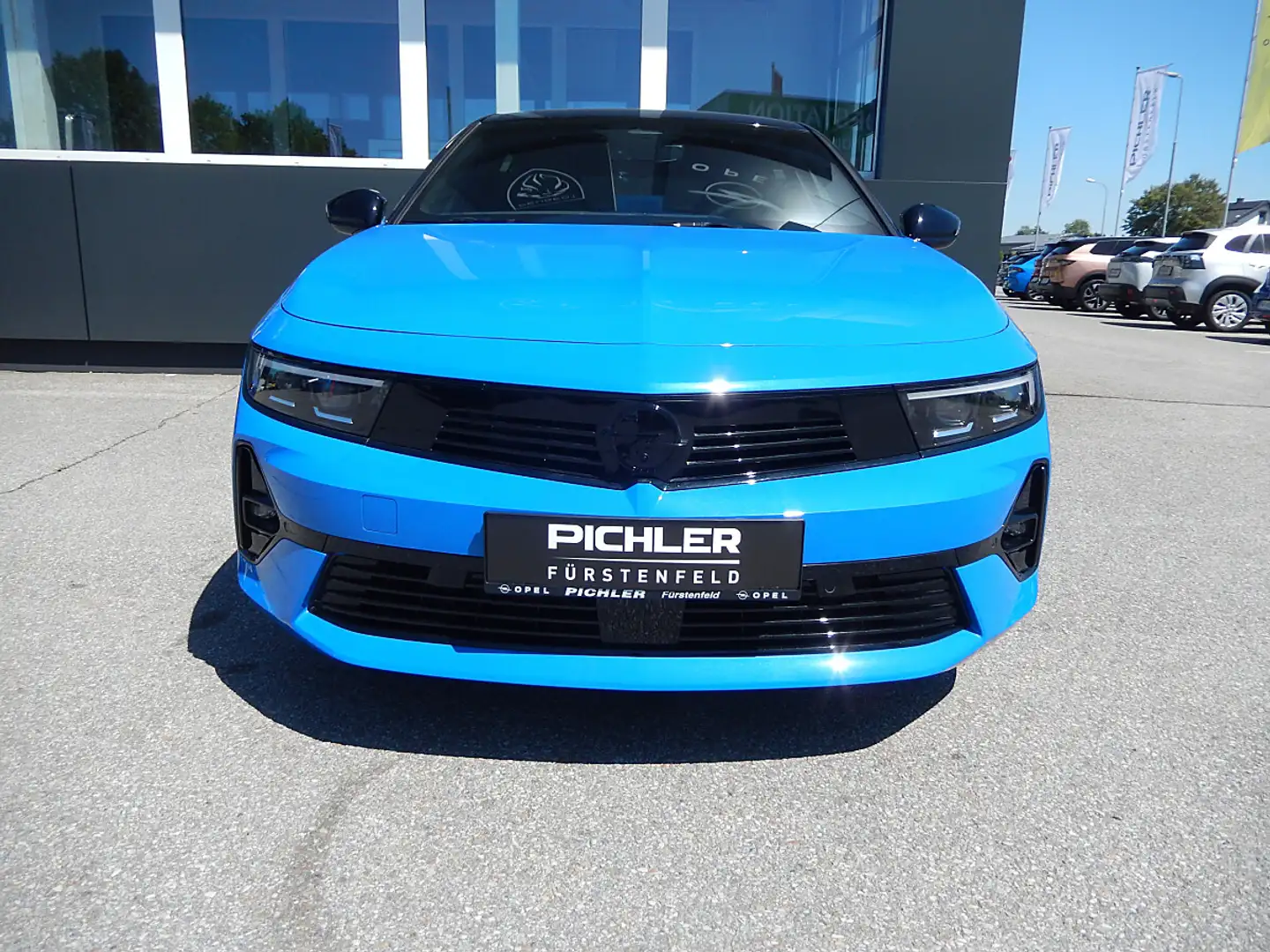 Opel Astra 1,2 Turbo GS Aut. Blau - 2