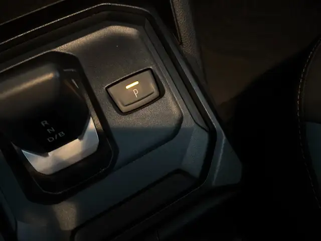 Dacia Duster view 22