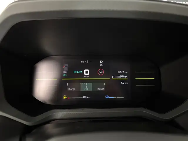 Dacia Duster view 11