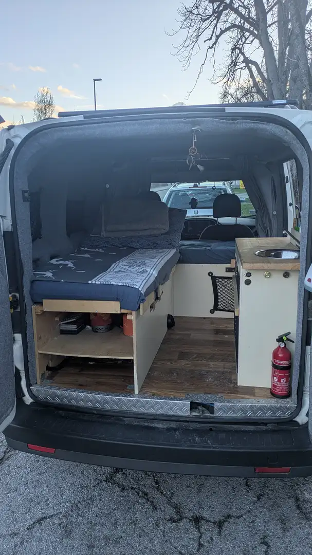 Fiat Doblo Doblo 1,3 Multijet, MiniCamper, Standheizung, fließend Wasser Weiß - 2